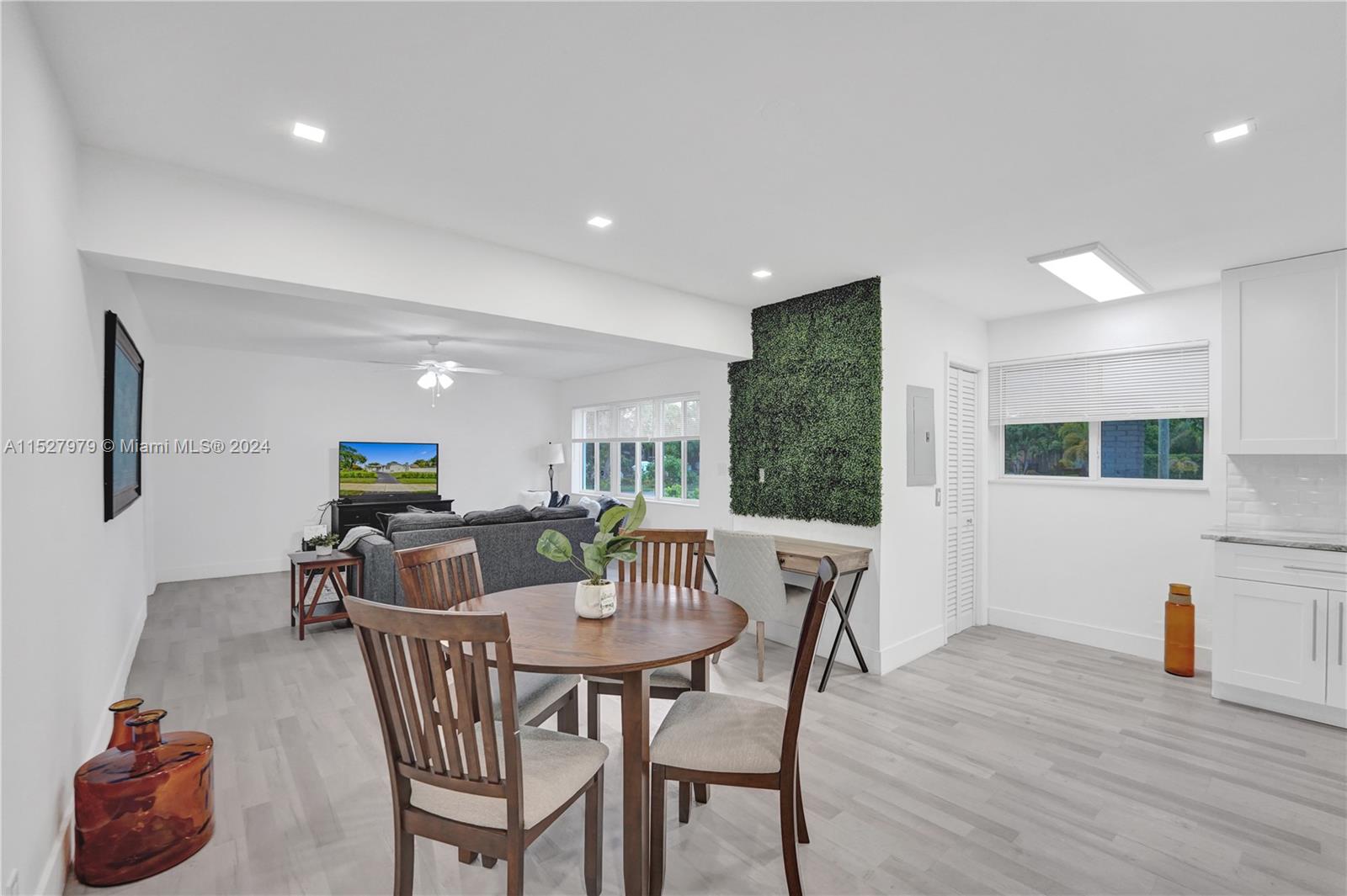 3644 23rd Ct, Fort Lauderdale, FL, 33312 United States, 3 Bedrooms Bedrooms, ,2 BathroomsBathrooms,Residential,For Sale,23rd Ct,A11527979