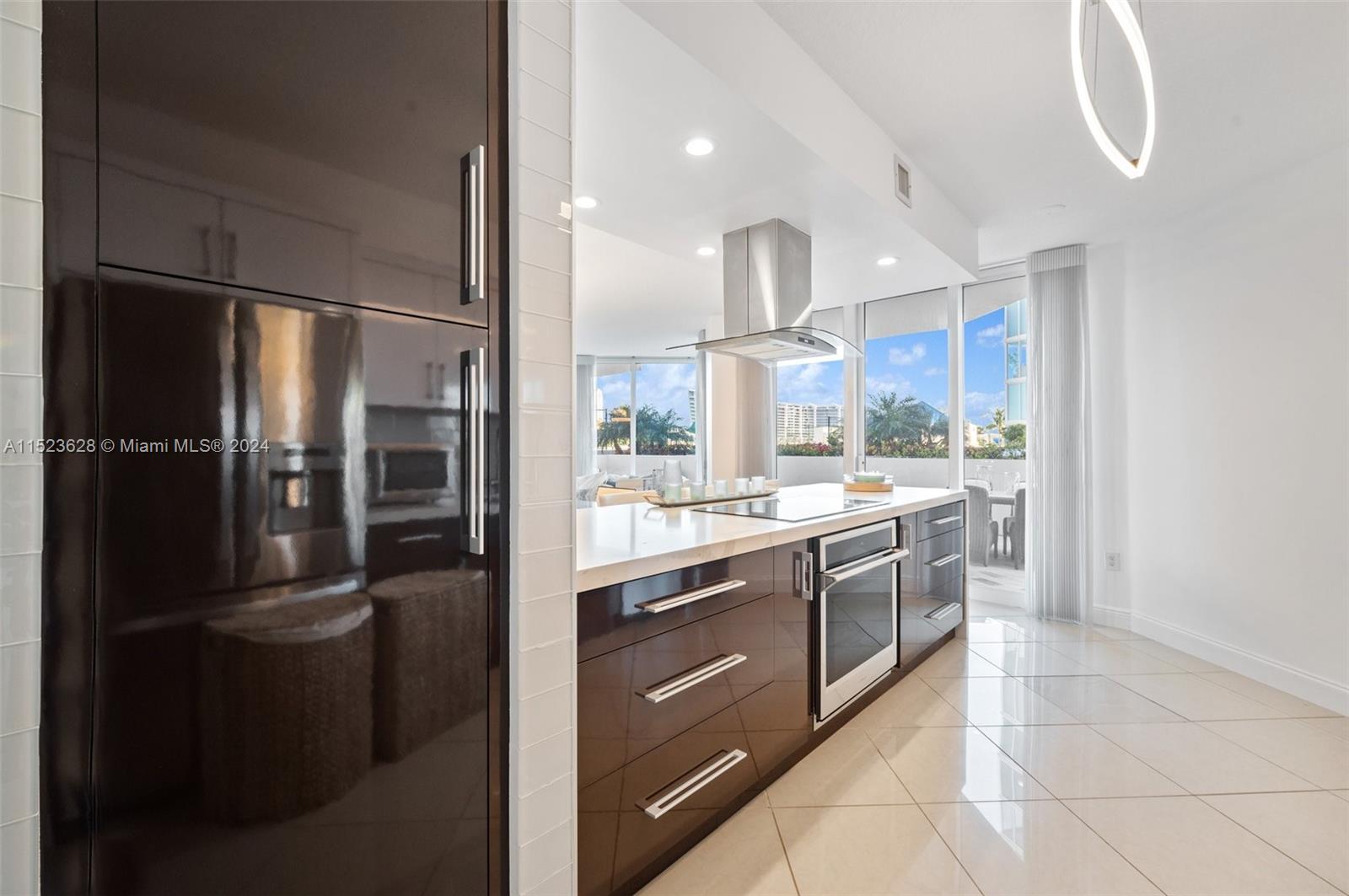 3370 Hidden Bay Dr, Aventura, FL, 33180 United States, 2 Bedrooms Bedrooms, ,2 BathroomsBathrooms,Residential,For Sale,Hidden Bay Dr,A11523628