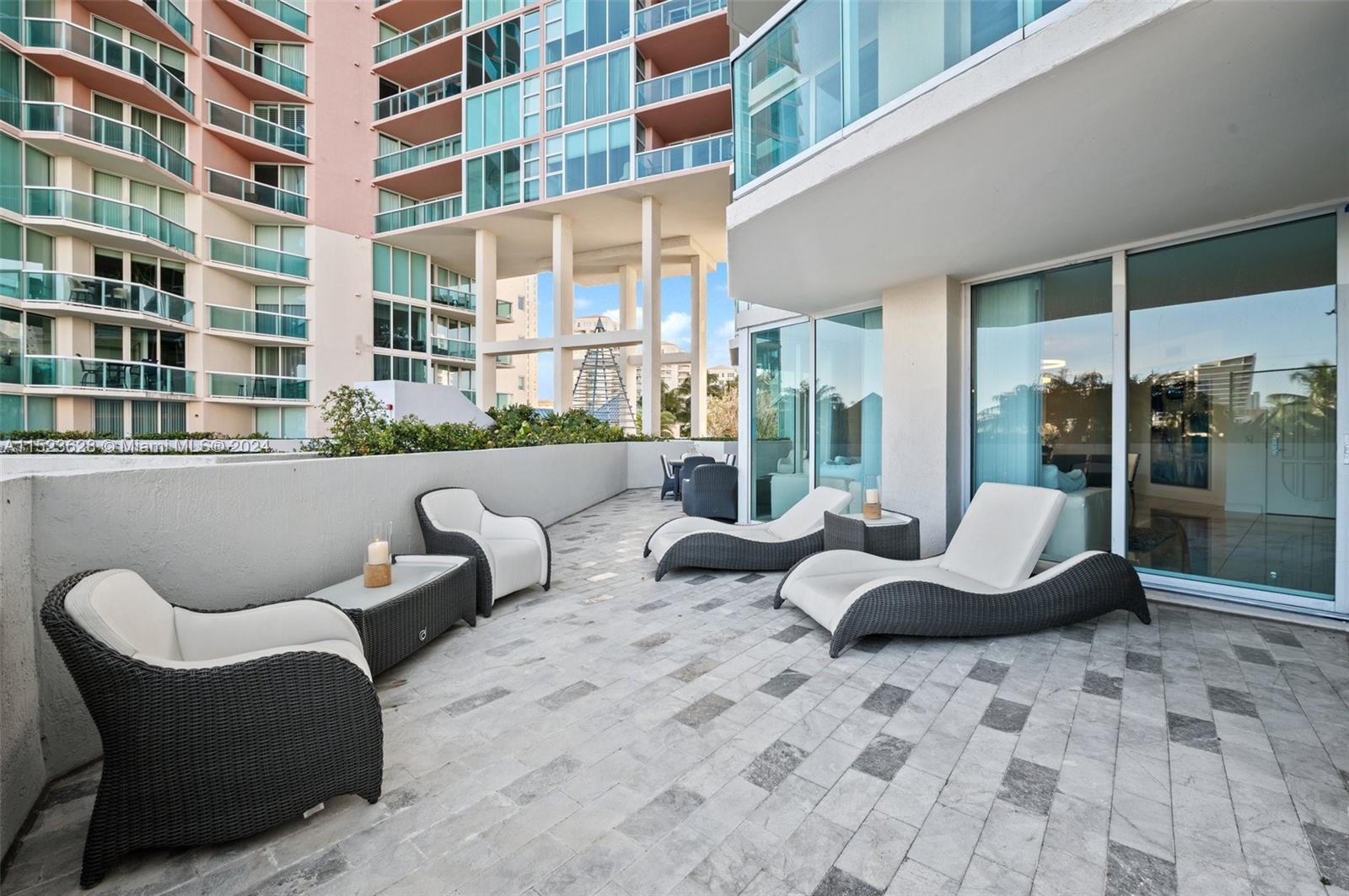 3370 Hidden Bay Dr, Aventura, FL, 33180 United States, 2 Bedrooms Bedrooms, ,2 BathroomsBathrooms,Residential,For Sale,Hidden Bay Dr,A11523628
