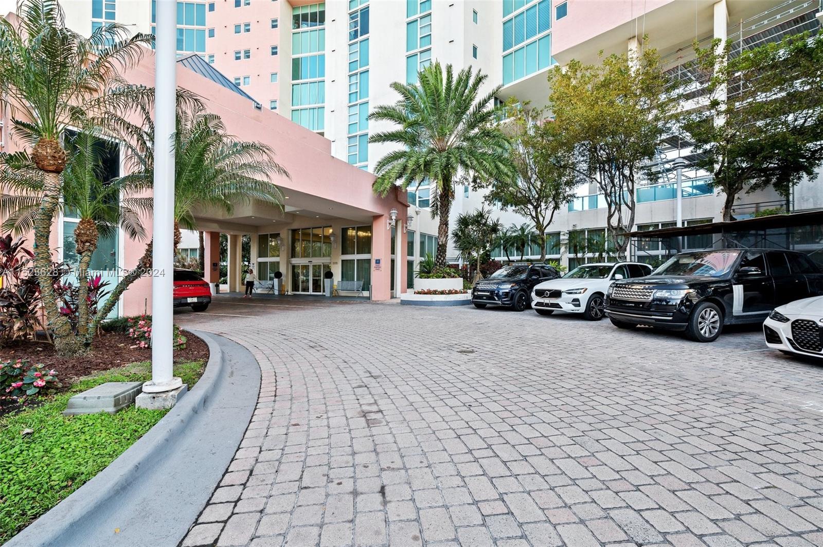 3370 Hidden Bay Dr, Aventura, FL, 33180 United States, 2 Bedrooms Bedrooms, ,2 BathroomsBathrooms,Residential,For Sale,Hidden Bay Dr,A11523628
