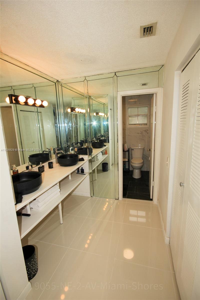 9055 NE 2nd Ave, Miami Shores, Florida 33138, 3 Bedrooms Bedrooms, ,2 BathroomsBathrooms,Residentiallease,For Rent,9055 NE 2nd Ave,A11526629