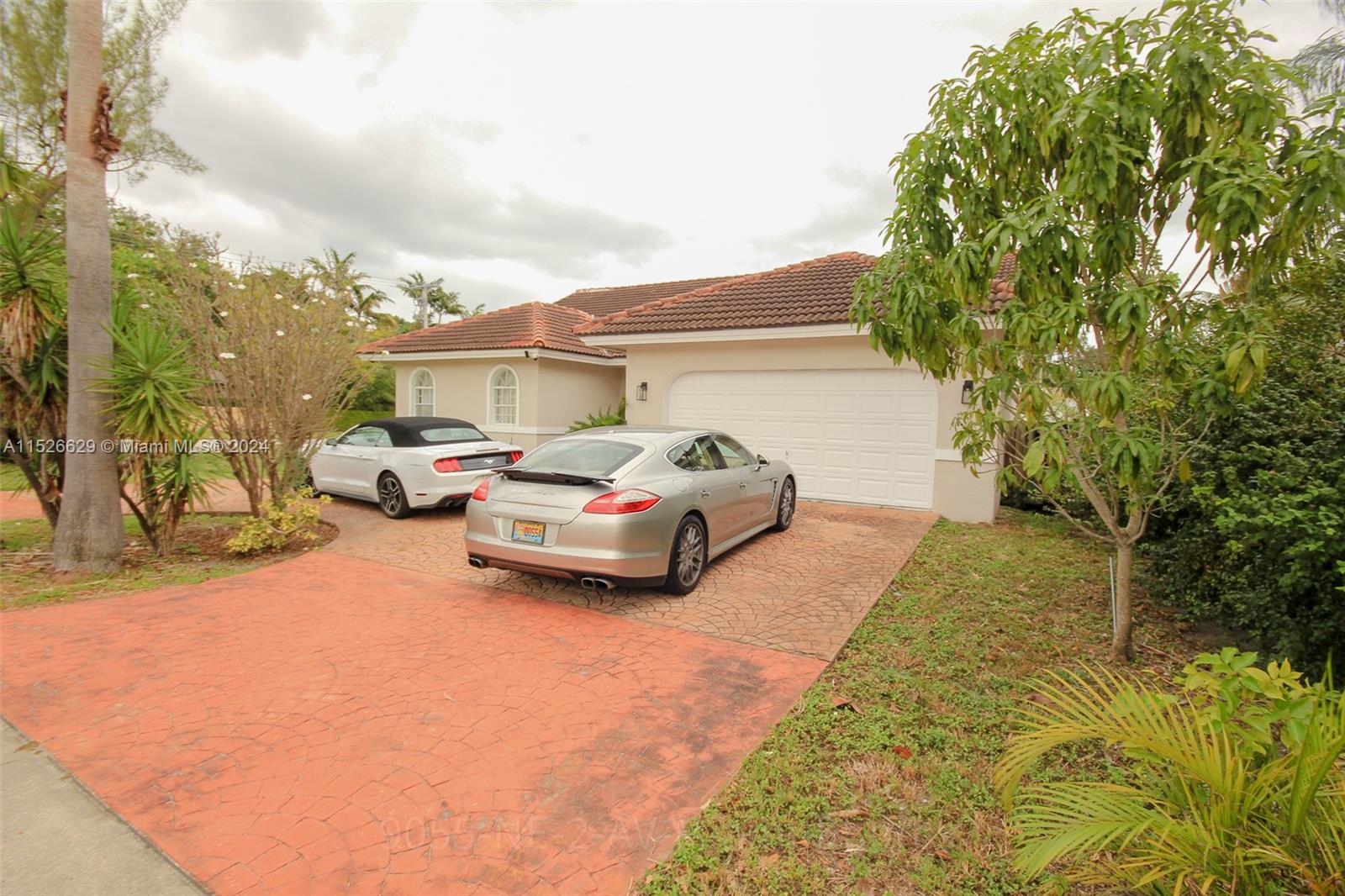 9055 NE 2nd Ave, Miami Shores, Florida 33138, 3 Bedrooms Bedrooms, ,2 BathroomsBathrooms,Residentiallease,For Rent,9055 NE 2nd Ave,A11526629