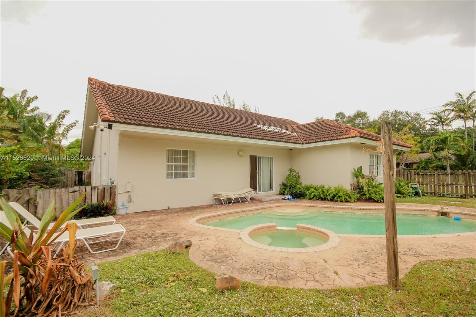 9055 NE 2nd Ave, Miami Shores, Florida 33138, 3 Bedrooms Bedrooms, ,2 BathroomsBathrooms,Residentiallease,For Rent,9055 NE 2nd Ave,A11526629