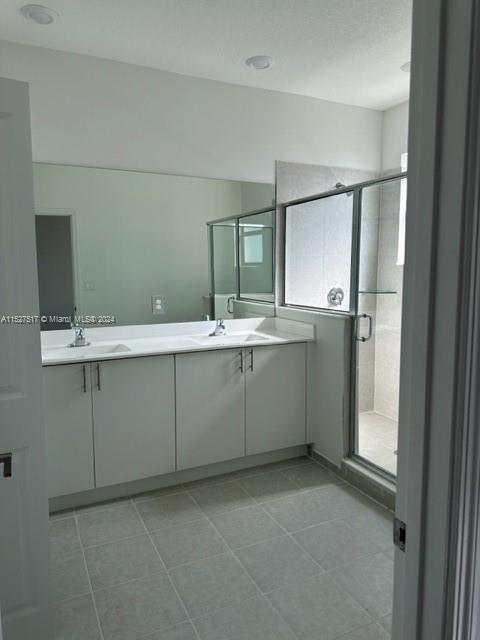 28503 SW 134th Ct, Homestead, Florida 33033, 3 Bedrooms Bedrooms, ,2 BathroomsBathrooms,Residentiallease,For Rent,28503 SW 134th Ct,A11527517