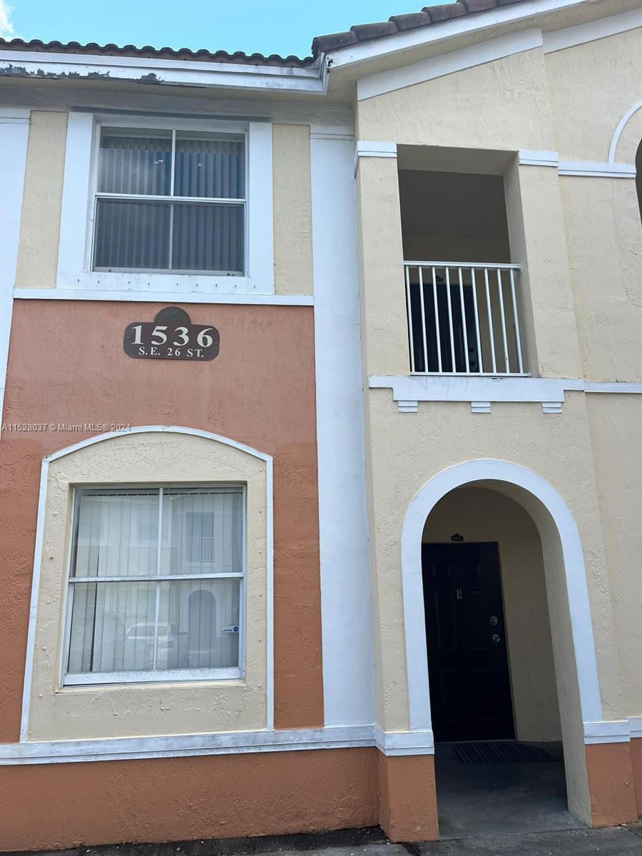 1536 SE 26th St 205, Homestead, Florida 33035, 3 Bedrooms Bedrooms, ,2 BathroomsBathrooms,Residential,For Sale,1536 SE 26th St 205,A11528037