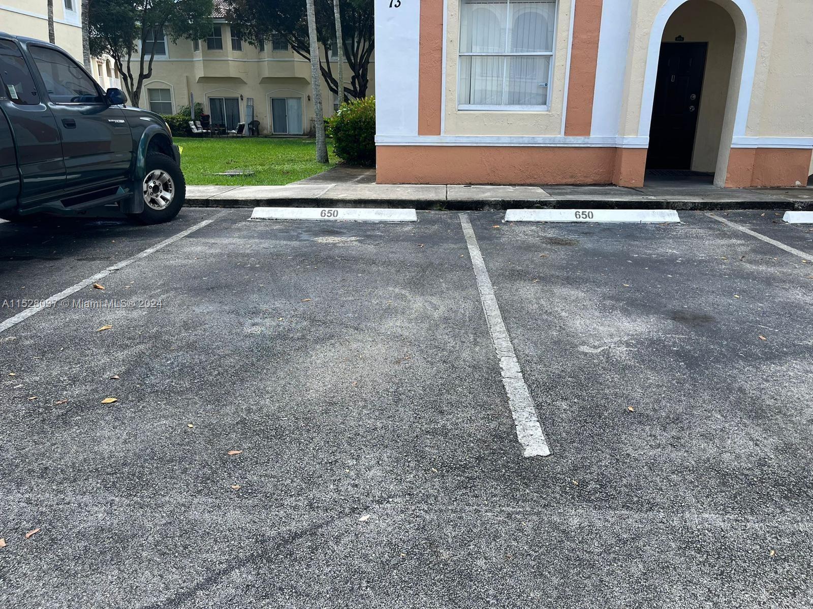 1536 SE 26th St 205, Homestead, Florida 33035, 3 Bedrooms Bedrooms, ,2 BathroomsBathrooms,Residential,For Sale,1536 SE 26th St 205,A11528037