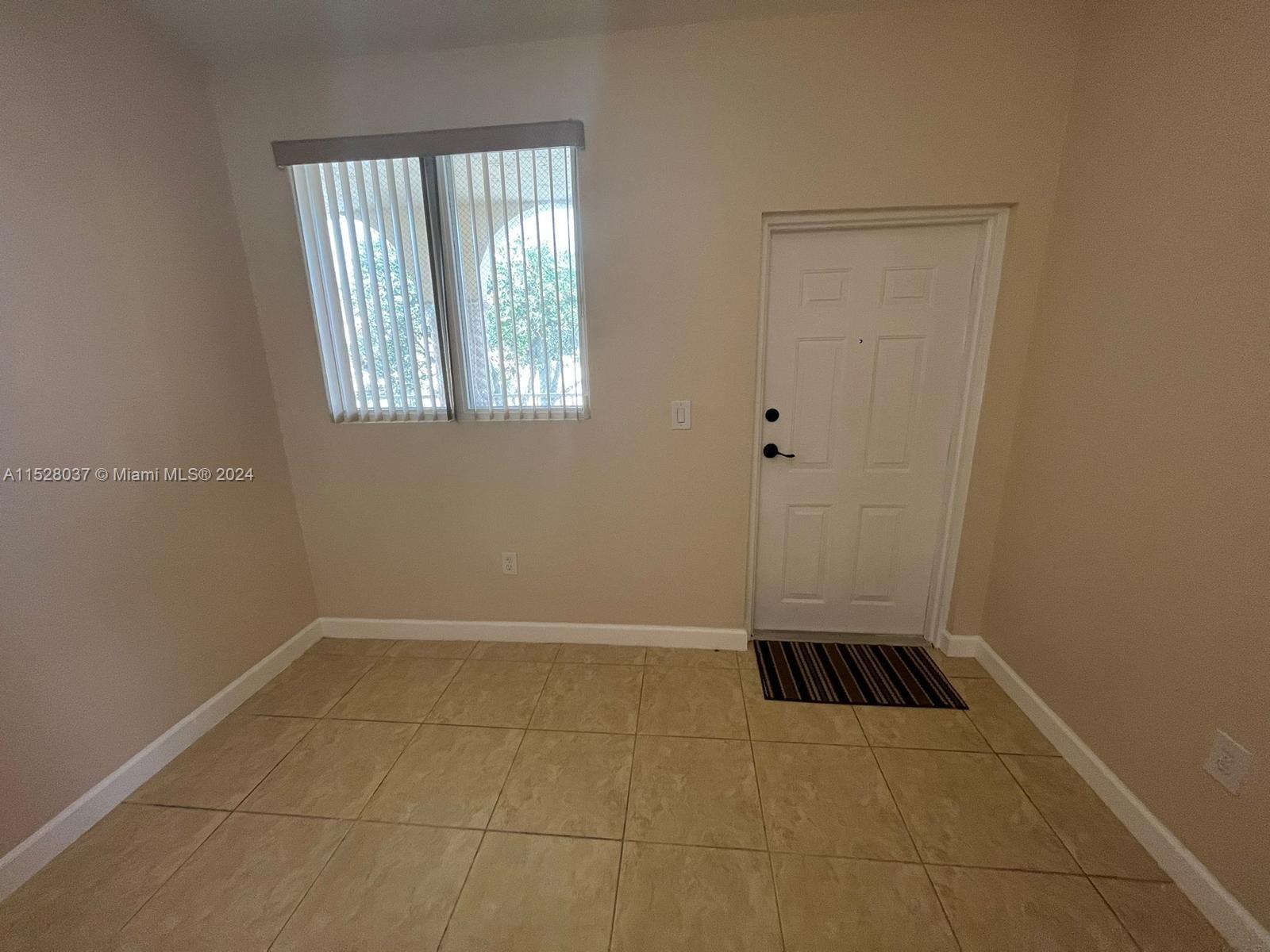 1536 SE 26th St 205, Homestead, Florida 33035, 3 Bedrooms Bedrooms, ,2 BathroomsBathrooms,Residential,For Sale,1536 SE 26th St 205,A11528037