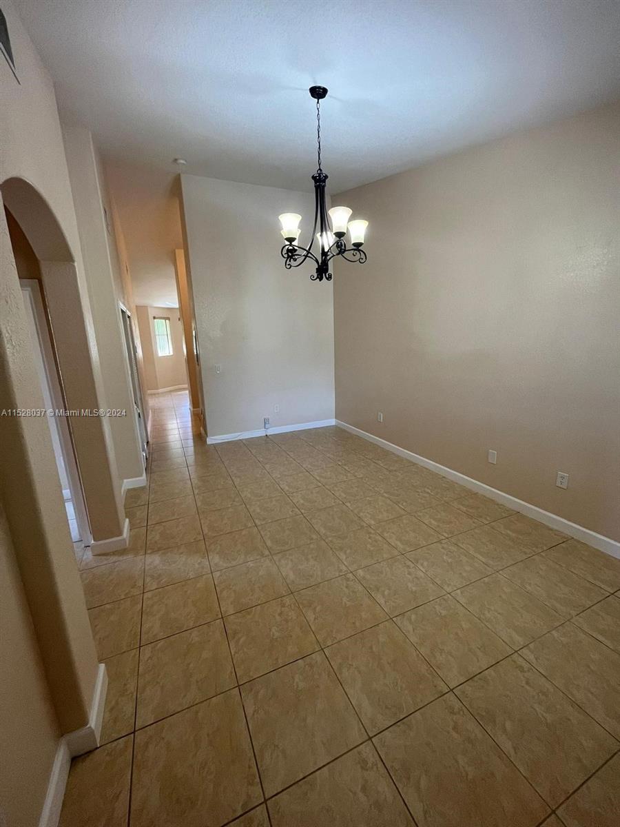 1536 SE 26th St 205, Homestead, Florida 33035, 3 Bedrooms Bedrooms, ,2 BathroomsBathrooms,Residential,For Sale,1536 SE 26th St 205,A11528037