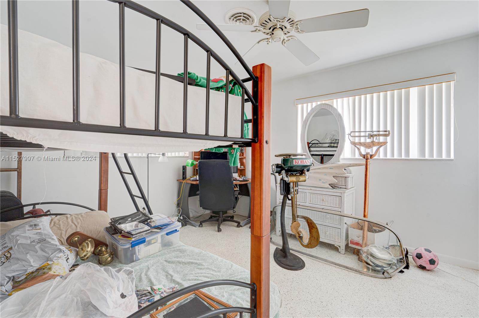 469 Sunset Dr, Hallandale Beach, FL, 33009 United States, 3 Bedrooms Bedrooms, ,2 BathroomsBathrooms,Residential,For Sale,Sunset Dr,A11527997