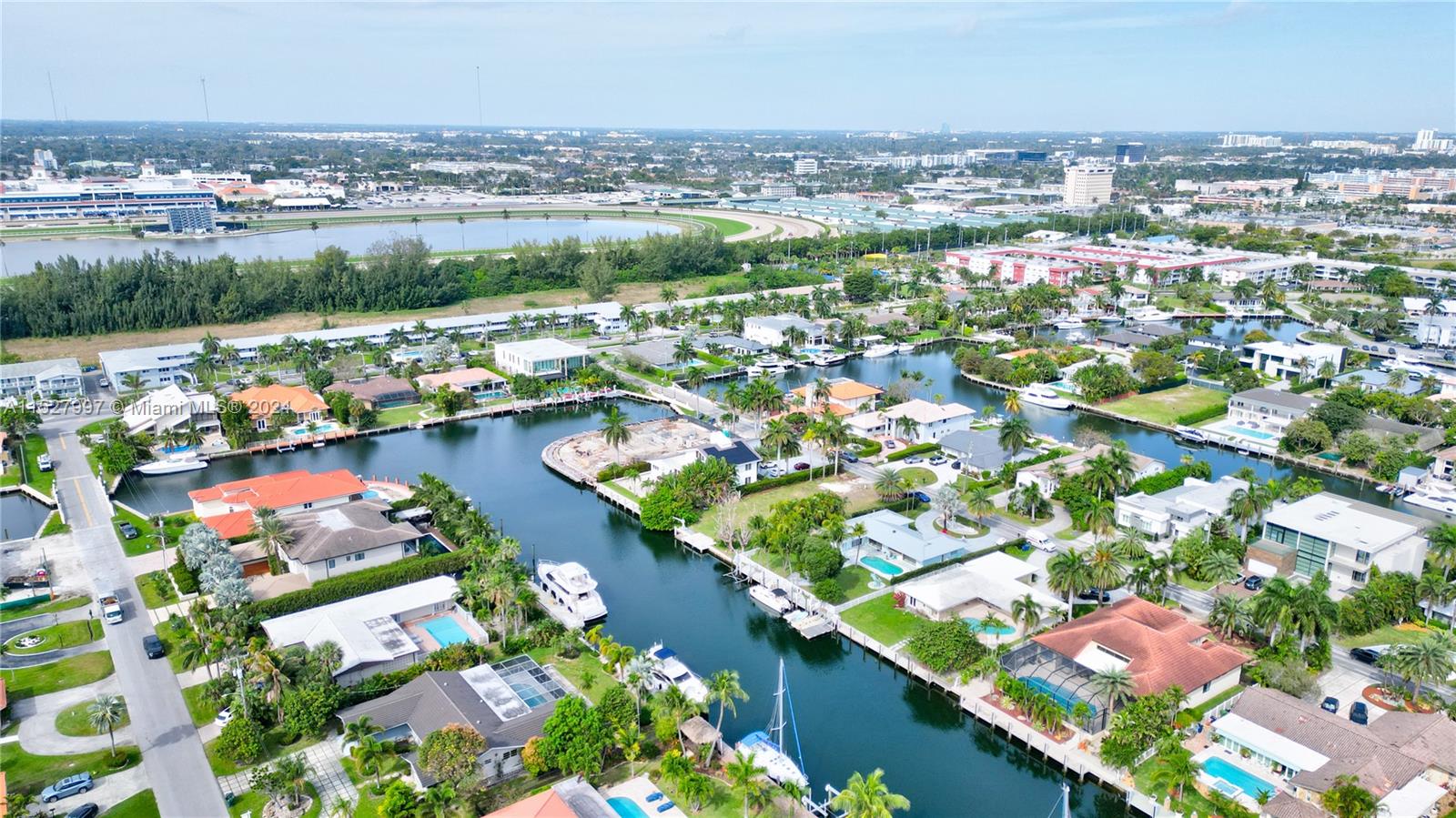 469 Sunset Dr, Hallandale Beach, FL, 33009 United States, 3 Bedrooms Bedrooms, ,2 BathroomsBathrooms,Residential,For Sale,Sunset Dr,A11527997