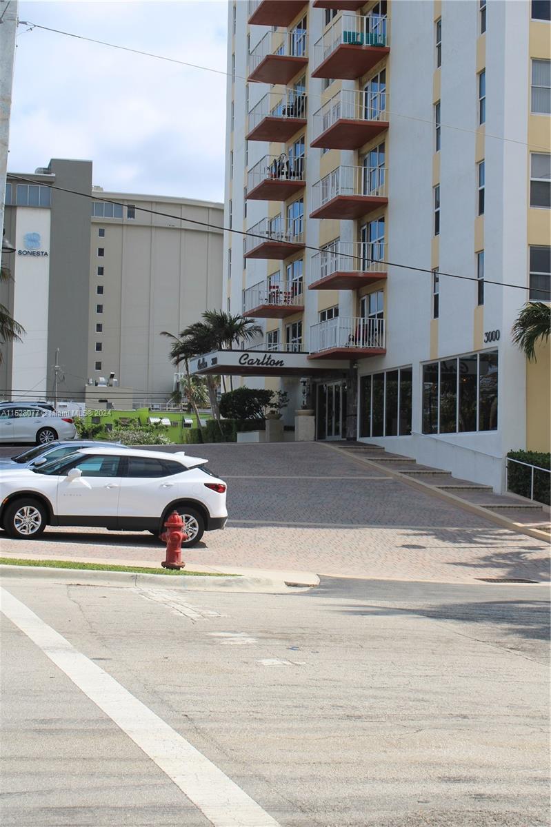 3000 E Sunrise Blvd 2H, Fort Lauderdale, Florida 33304, ,1 BathroomBathrooms,Residential,For Sale,3000 E Sunrise Blvd 2H,A11528077