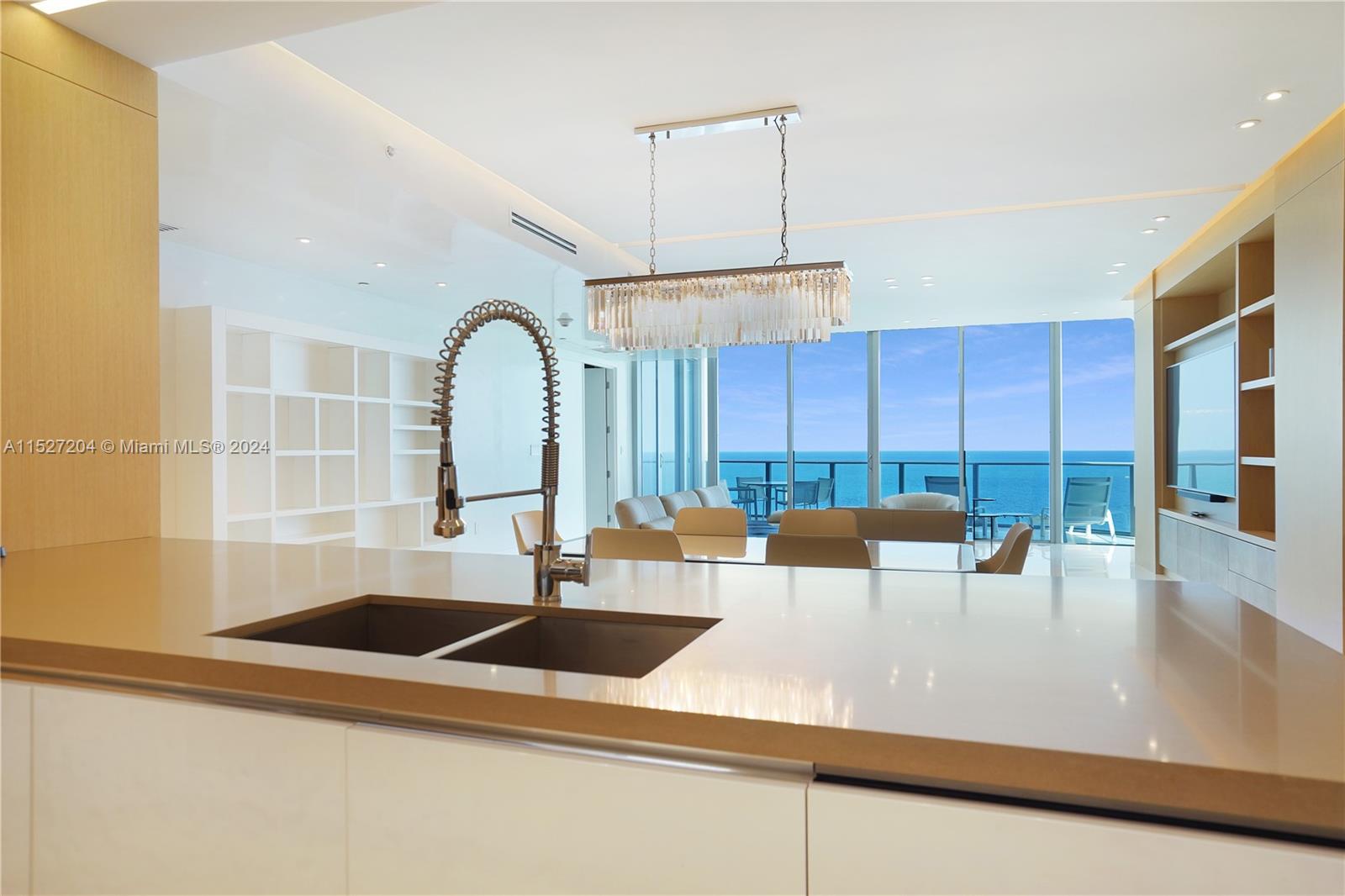 17475 Collins Ave, Sunny Isles Beach, FL, 33160 United States, 2 Bedrooms Bedrooms, ,4 BathroomsBathrooms,Residential,For Sale,Collins Ave,A11527204