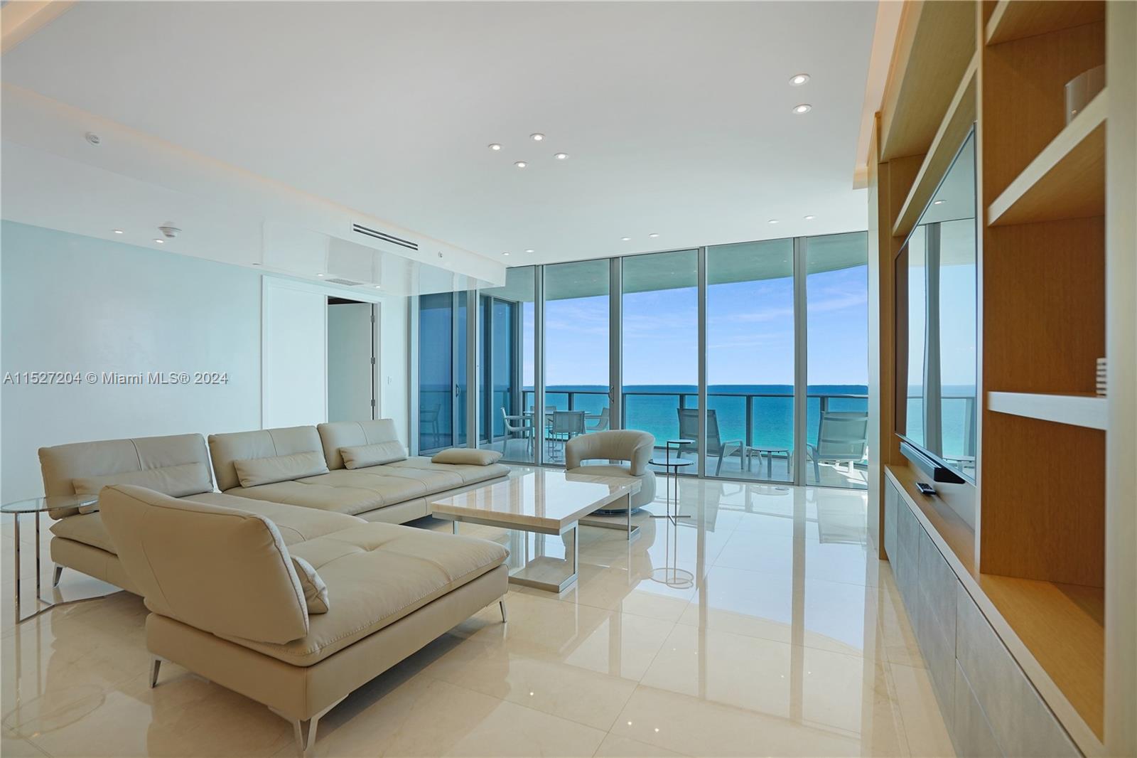 17475 Collins Ave, Sunny Isles Beach, FL, 33160 United States, 2 Bedrooms Bedrooms, ,4 BathroomsBathrooms,Residential,For Sale,Collins Ave,A11527204