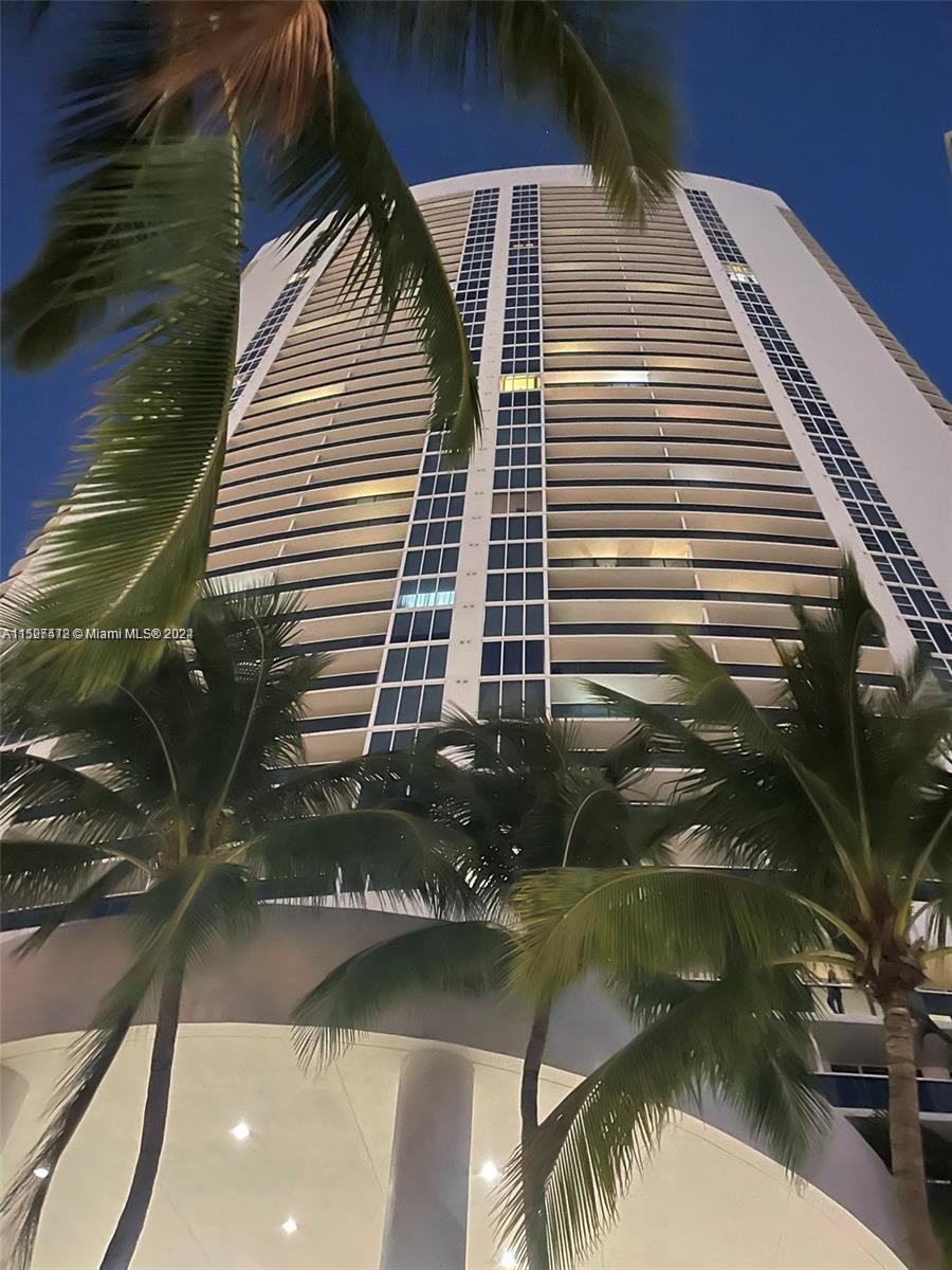 1800 S Ocean Dr 3708, Hallandale Beach, Florida 33009, 3 Bedrooms Bedrooms, ,3 BathroomsBathrooms,Residential,For Sale,1800 S Ocean Dr 3708,A11527472