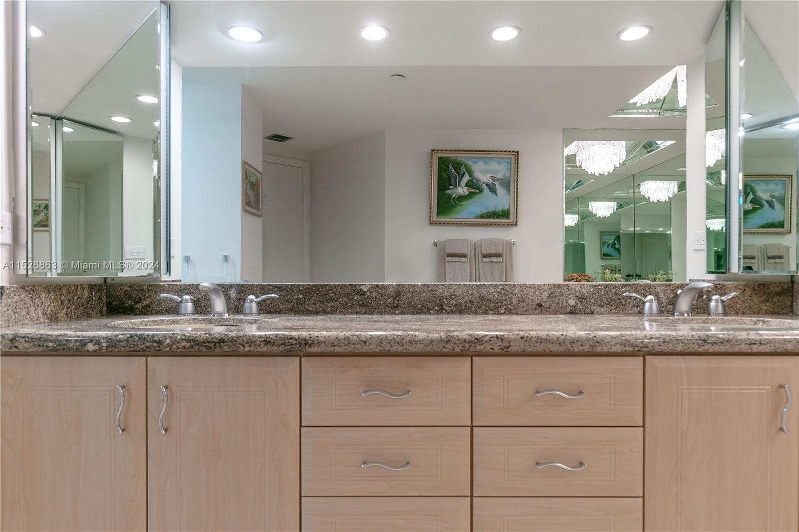 20191 E Country Club Dr 1106, Aventura, Florida 33180, 2 Bedrooms Bedrooms, ,2 BathroomsBathrooms,Residential,For Sale,20191 E Country Club Dr 1106,A11526863