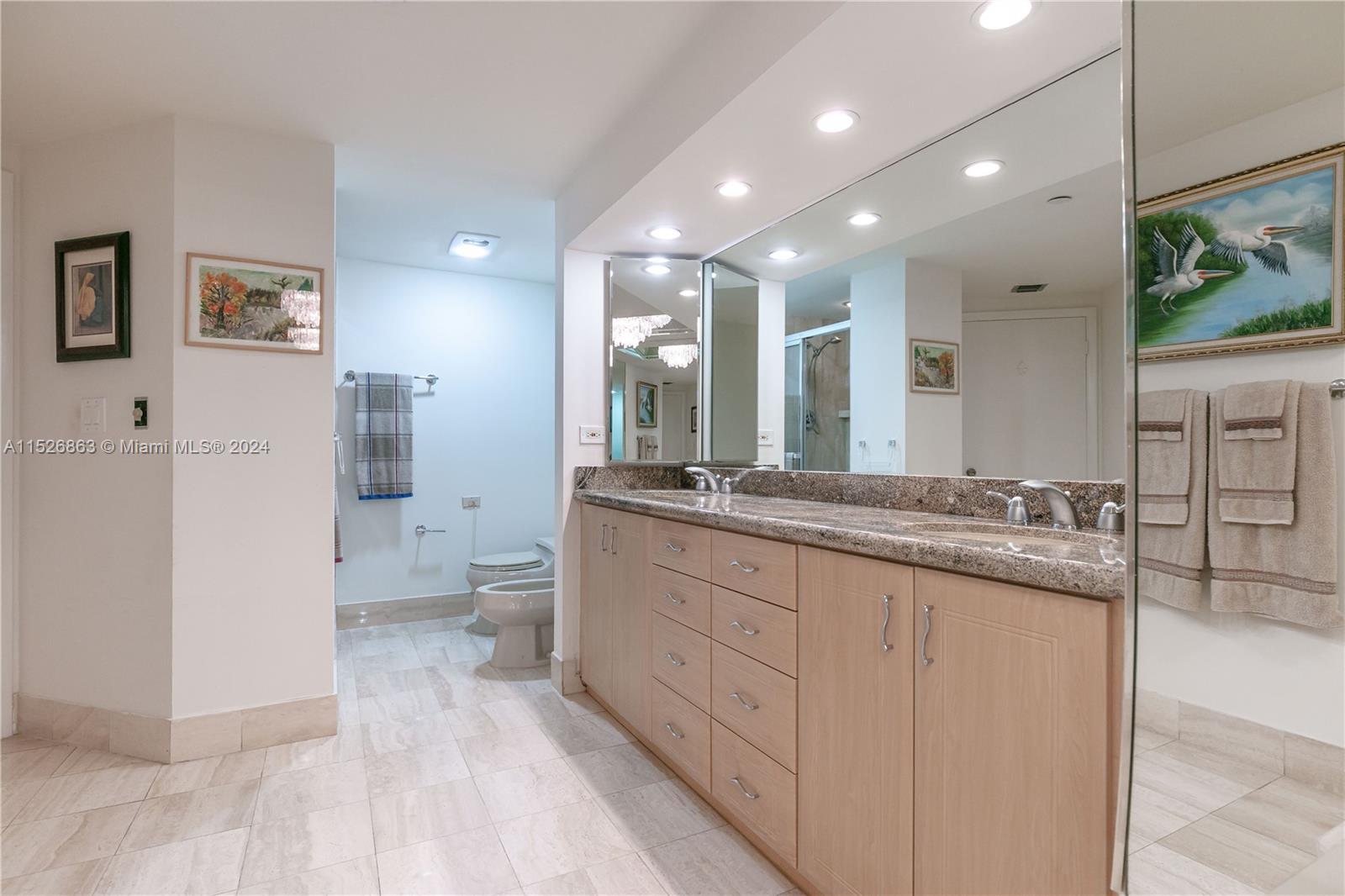 20191 E Country Club Dr, Aventura, FL, 33180 United States, 2 Bedrooms Bedrooms, ,2 BathroomsBathrooms,Residential,For Sale,E Country Club Dr,A11526863