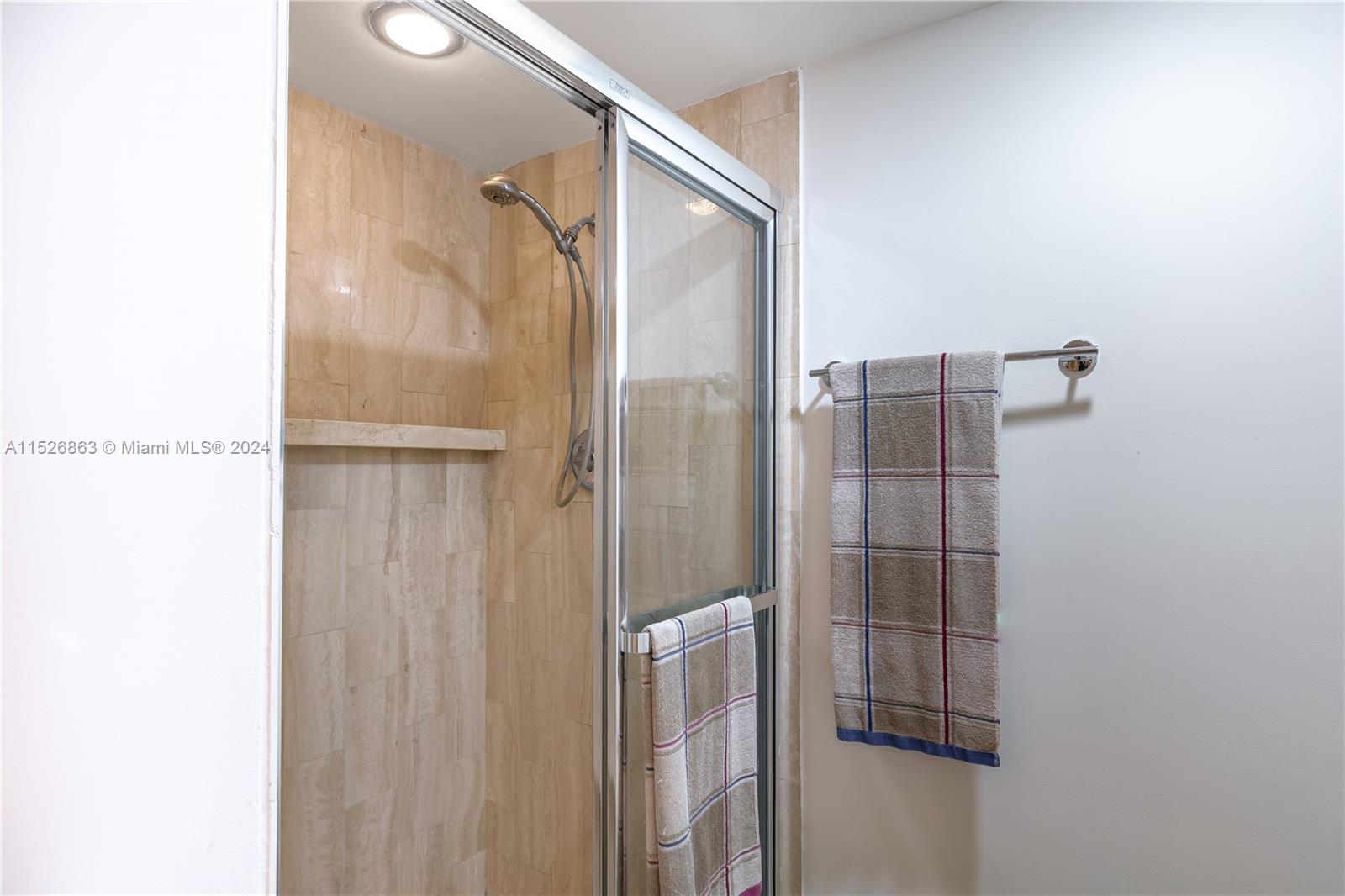 20191 E Country Club Dr 1106, Aventura, Florida 33180, 2 Bedrooms Bedrooms, ,2 BathroomsBathrooms,Residential,For Sale,20191 E Country Club Dr 1106,A11526863