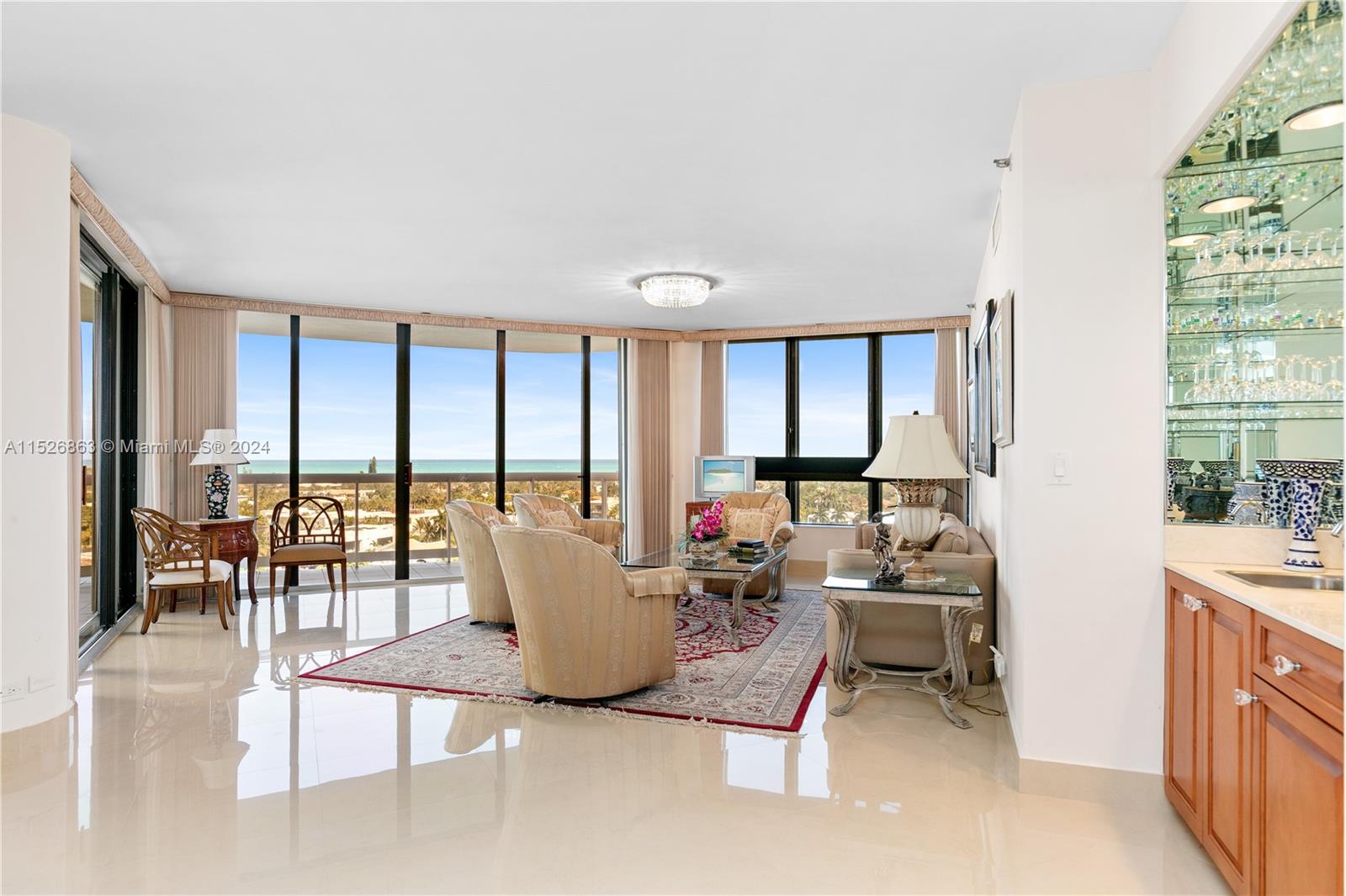 20191 E Country Club Dr 1106, Aventura, Florida 33180, 2 Bedrooms Bedrooms, ,2 BathroomsBathrooms,Residential,For Sale,20191 E Country Club Dr 1106,A11526863