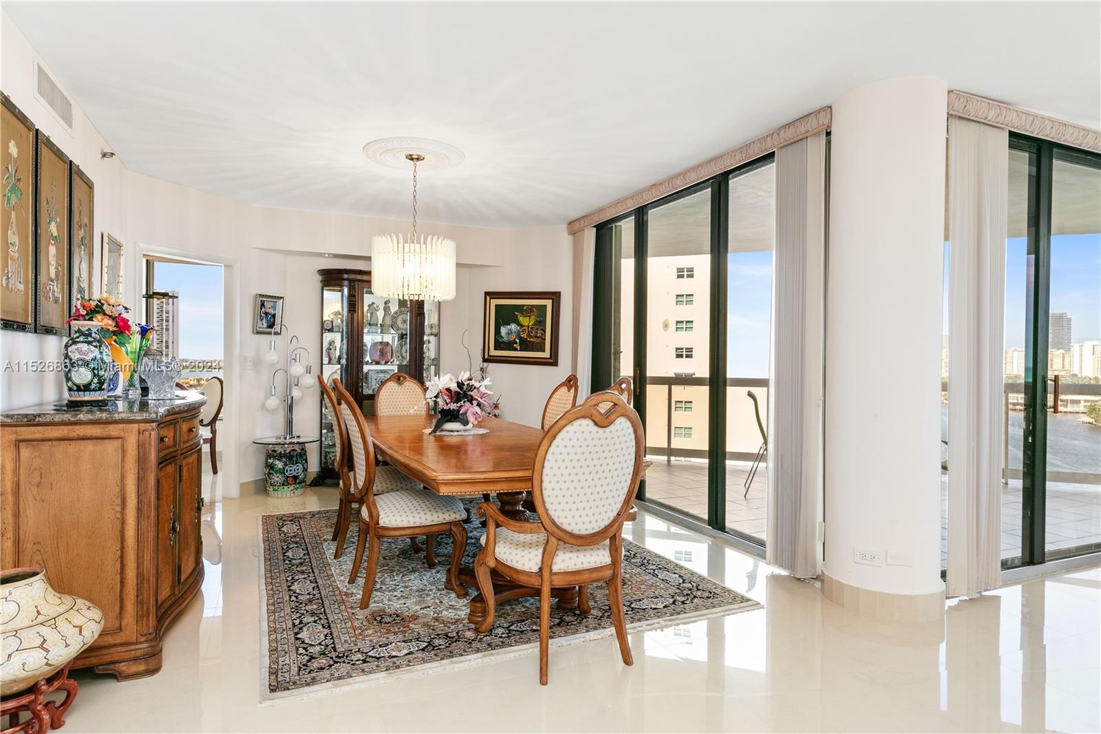 20191 E Country Club Dr, Aventura, FL, 33180 United States, 2 Bedrooms Bedrooms, ,2 BathroomsBathrooms,Residential,For Sale,E Country Club Dr,A11526863