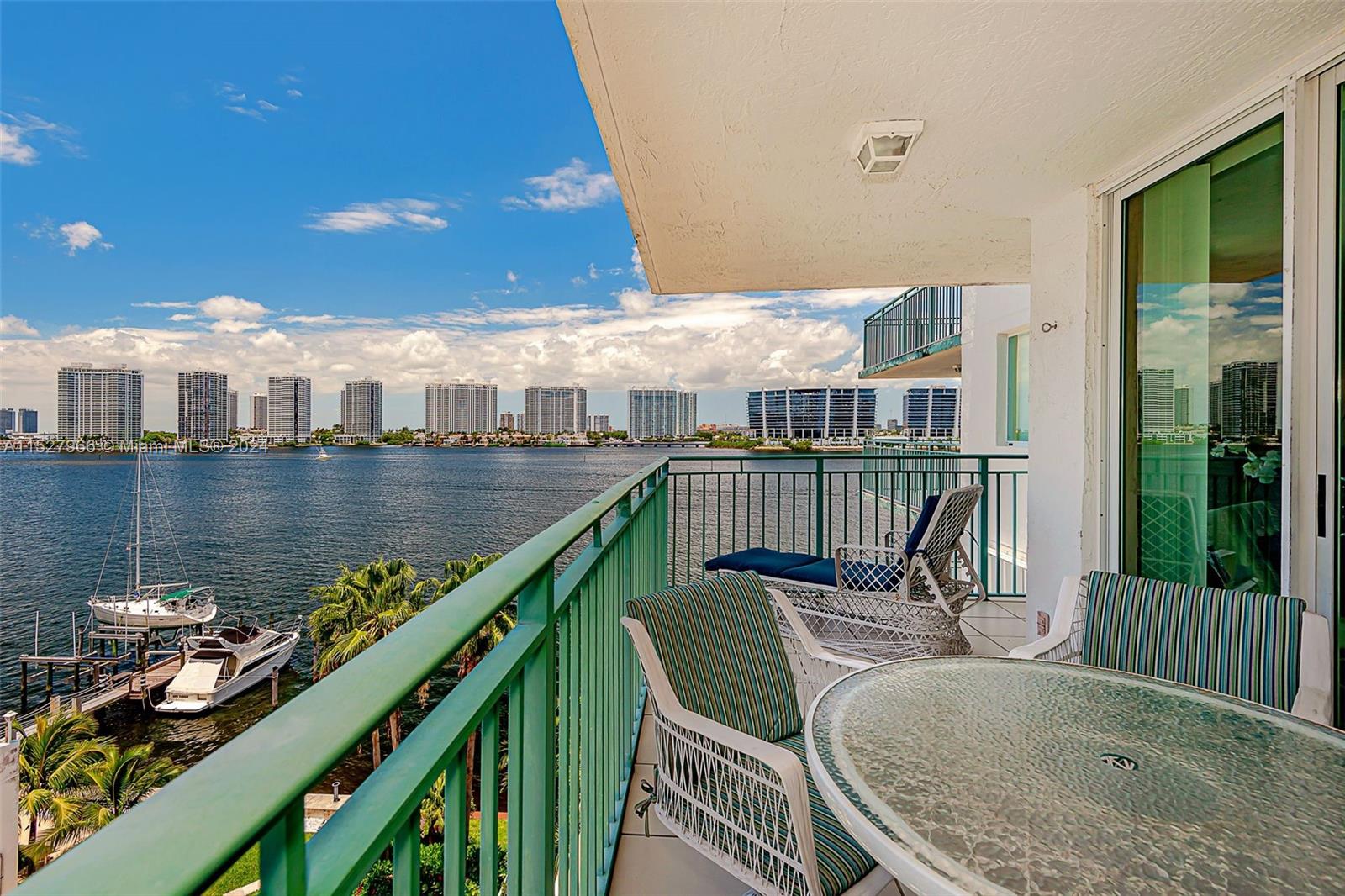 18000 Bay Rd, Sunny Isles Beach, FL, 33160 United States, 2 Bedrooms Bedrooms, ,2 BathroomsBathrooms,Residential,For Sale,Bay Rd,A11527966