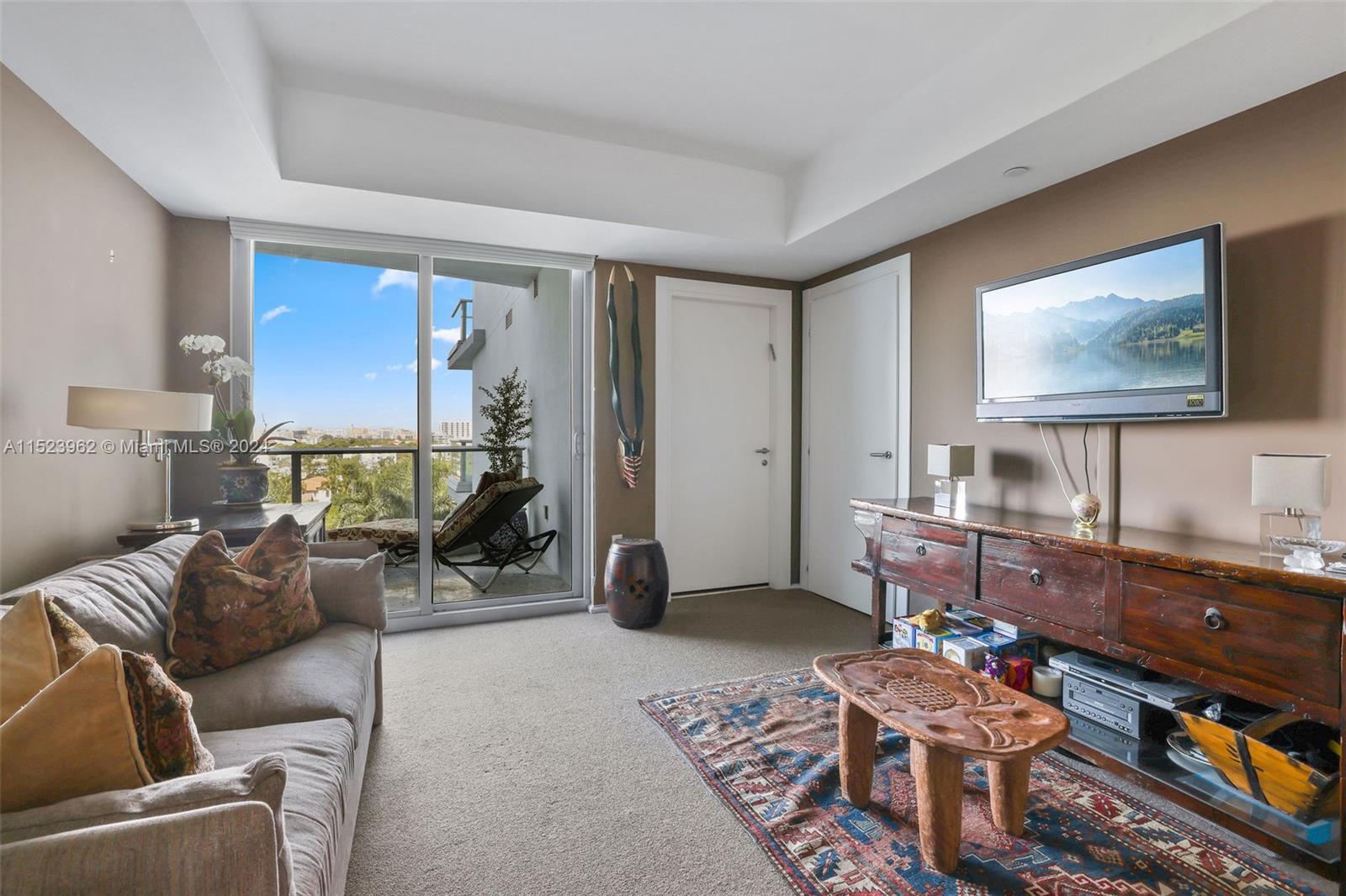 Guest with balcony and city view