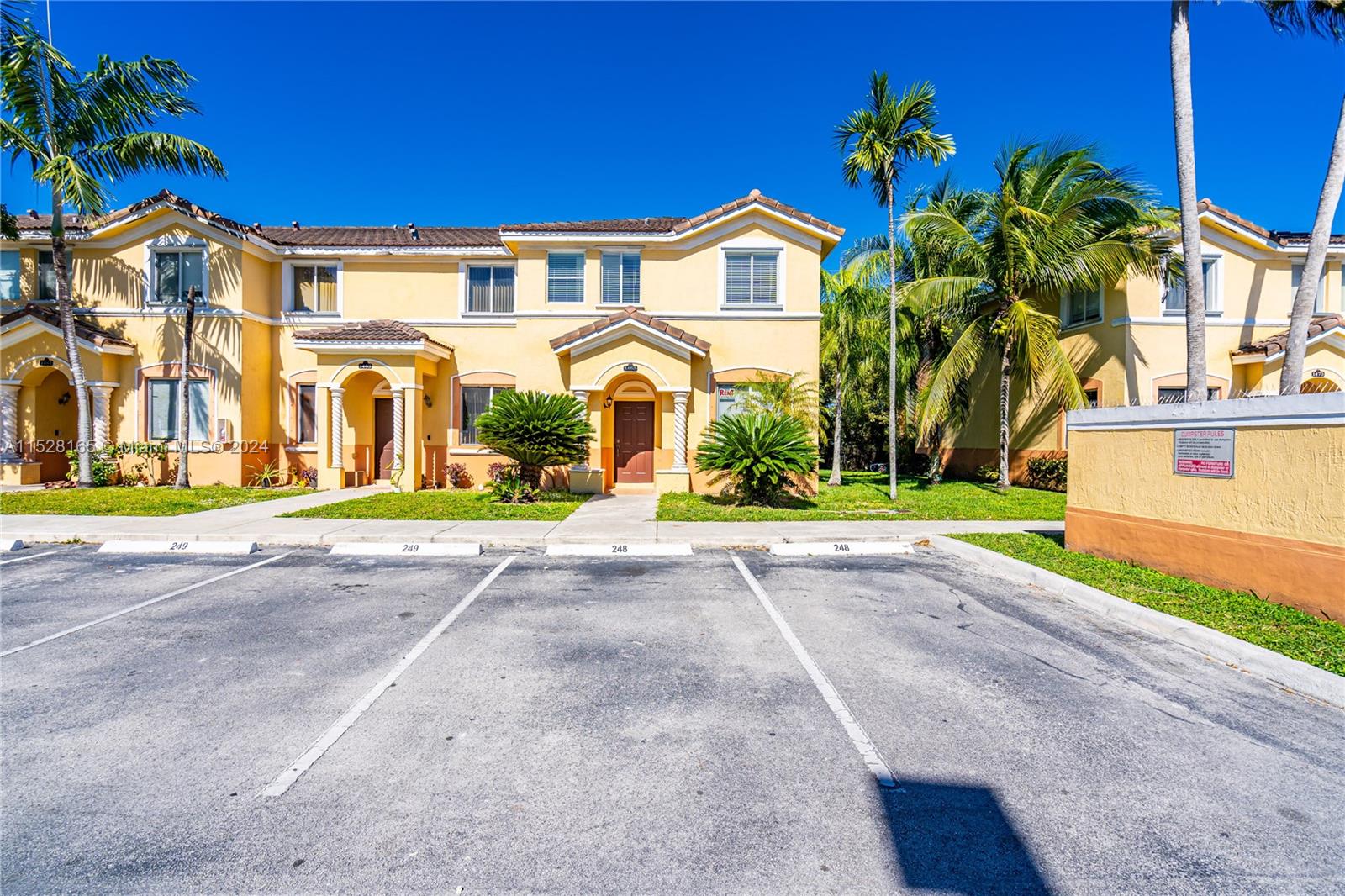 1465 SE 24th Ct 248, Homestead, Florida 33035, 3 Bedrooms Bedrooms, ,3 BathroomsBathrooms,Residentiallease,For Rent,1465 SE 24th Ct 248,A11528165