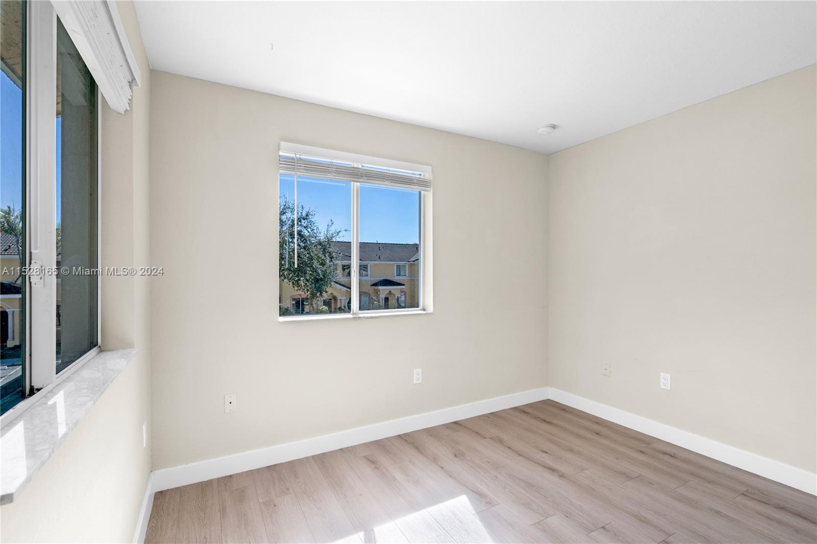 1465 SE 24th Ct 248, Homestead, Florida 33035, 3 Bedrooms Bedrooms, ,3 BathroomsBathrooms,Residentiallease,For Rent,1465 SE 24th Ct 248,A11528165