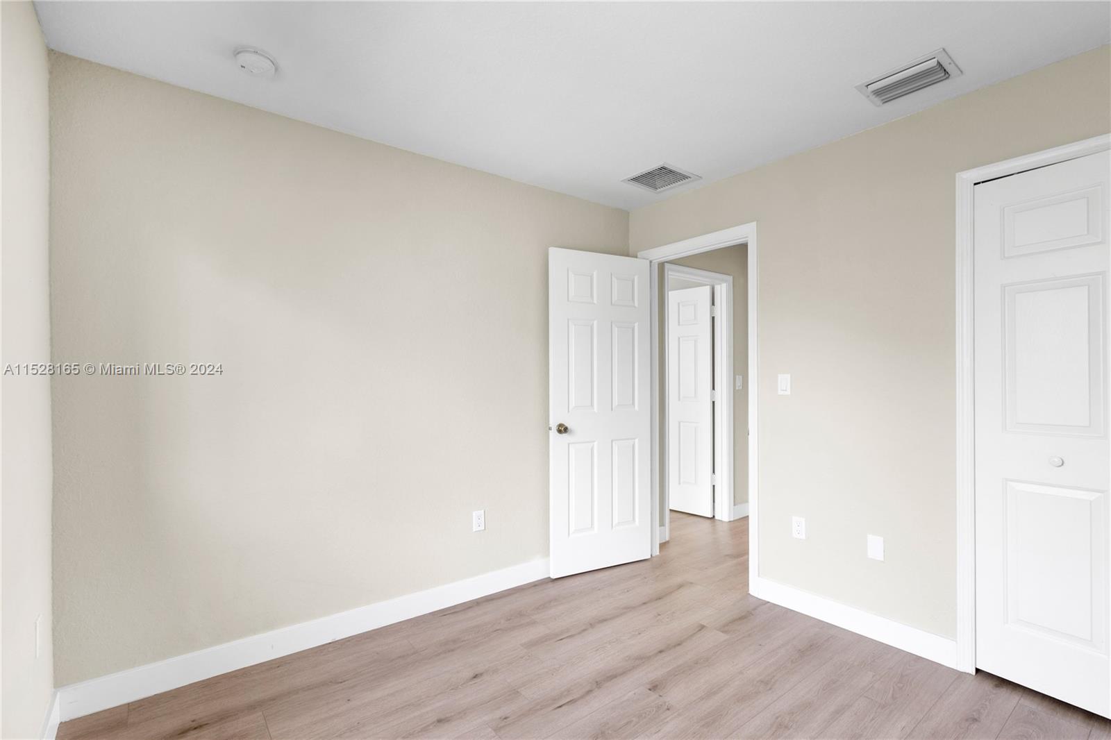 1465 SE 24th Ct 248, Homestead, Florida 33035, 3 Bedrooms Bedrooms, ,3 BathroomsBathrooms,Residentiallease,For Rent,1465 SE 24th Ct 248,A11528165