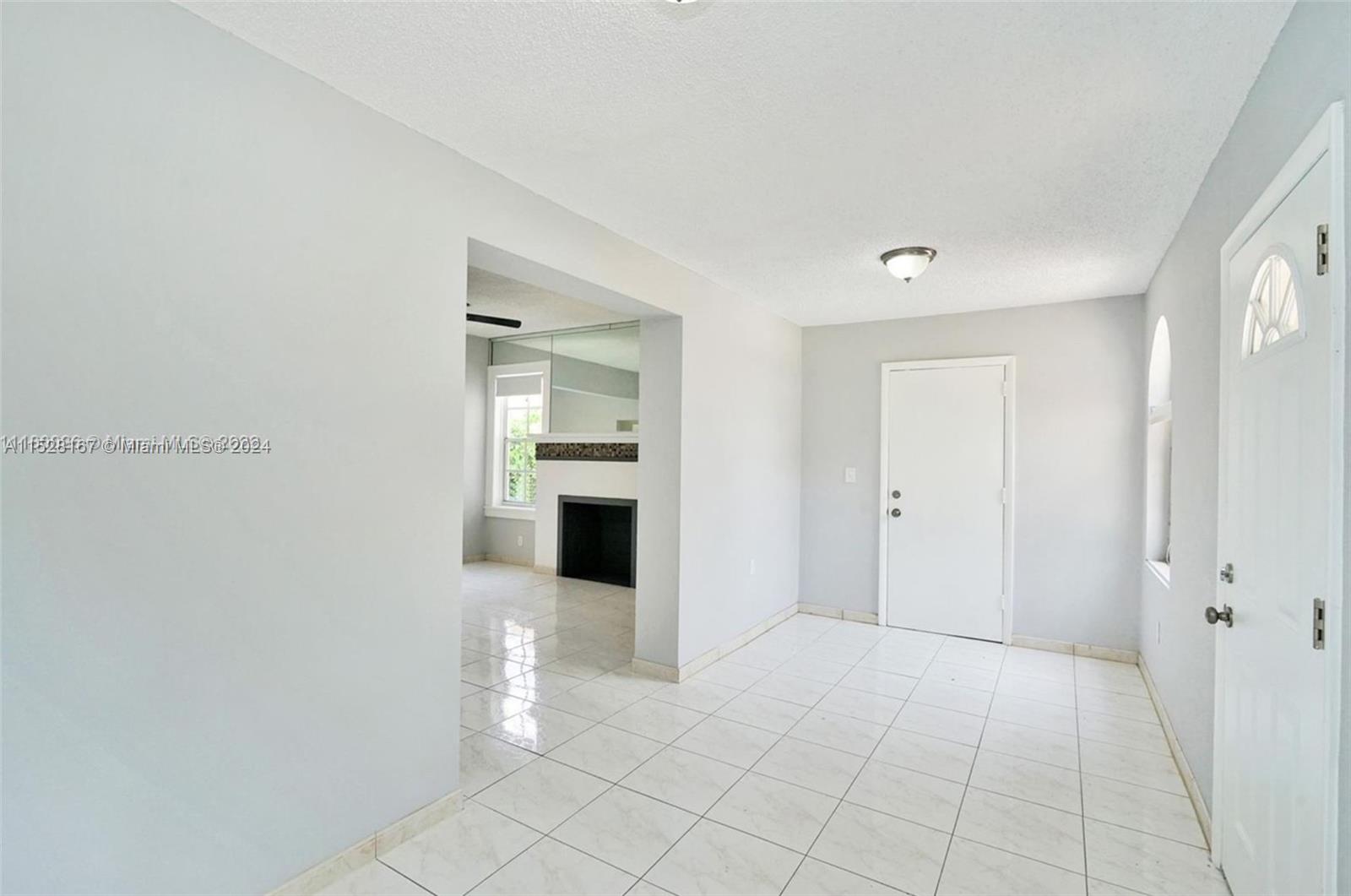 1654 SW 14th Ter 1654, Miami, Florida 33145, 2 Bedrooms Bedrooms, ,2 BathroomsBathrooms,Residentiallease,For Rent,1654 SW 14th Ter 1654,A11528167
