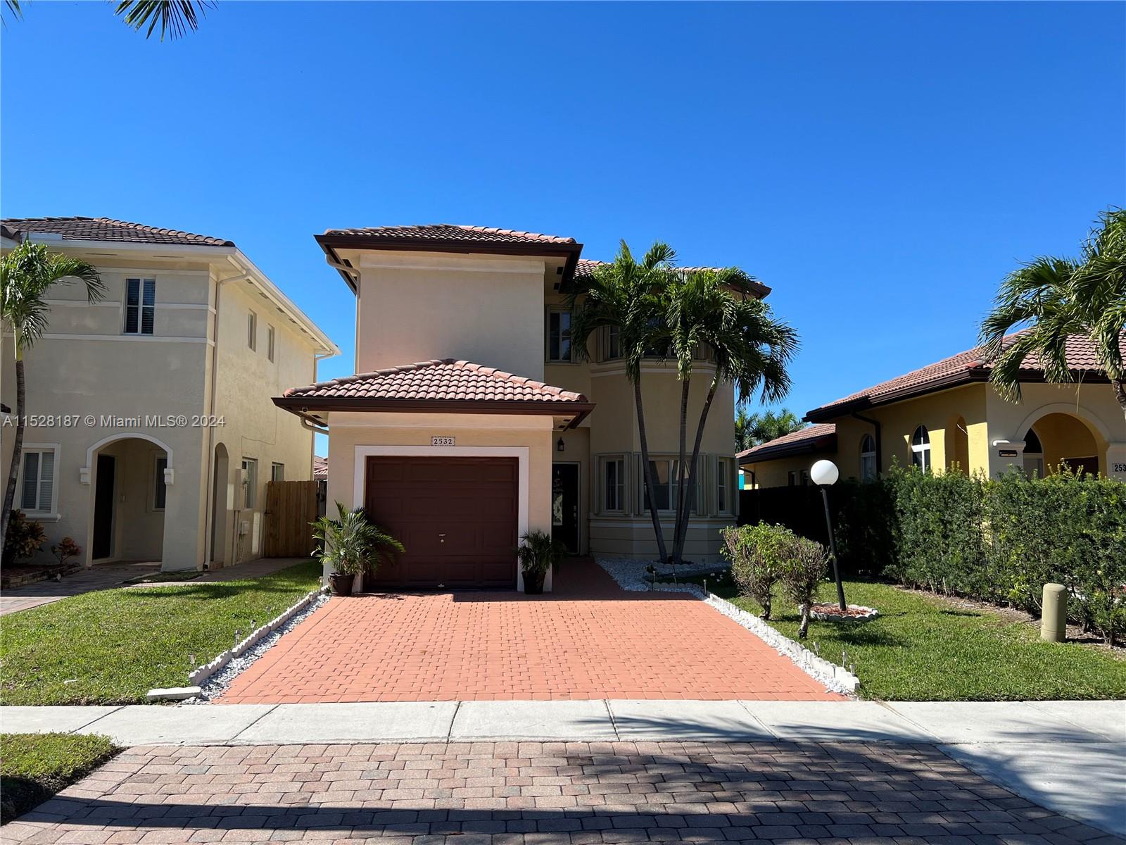 2532 NE 41st Ter 2532, Homestead, Florida 33033, 3 Bedrooms Bedrooms, ,2 BathroomsBathrooms,Residentiallease,For Rent,2532 NE 41st Ter 2532,A11528187