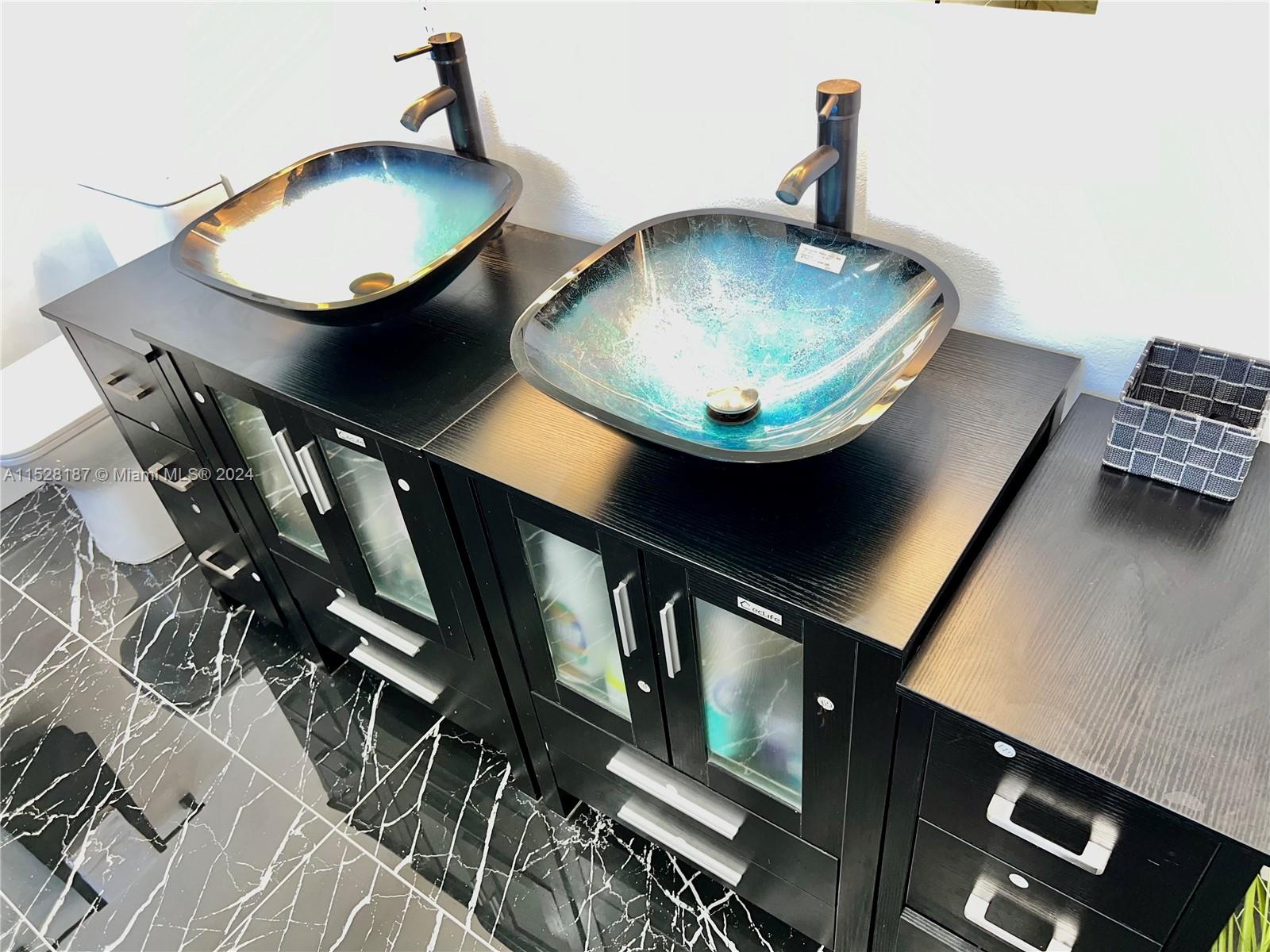 2532 NE 41st Ter 2532, Homestead, Florida 33033, 3 Bedrooms Bedrooms, ,2 BathroomsBathrooms,Residentiallease,For Rent,2532 NE 41st Ter 2532,A11528187