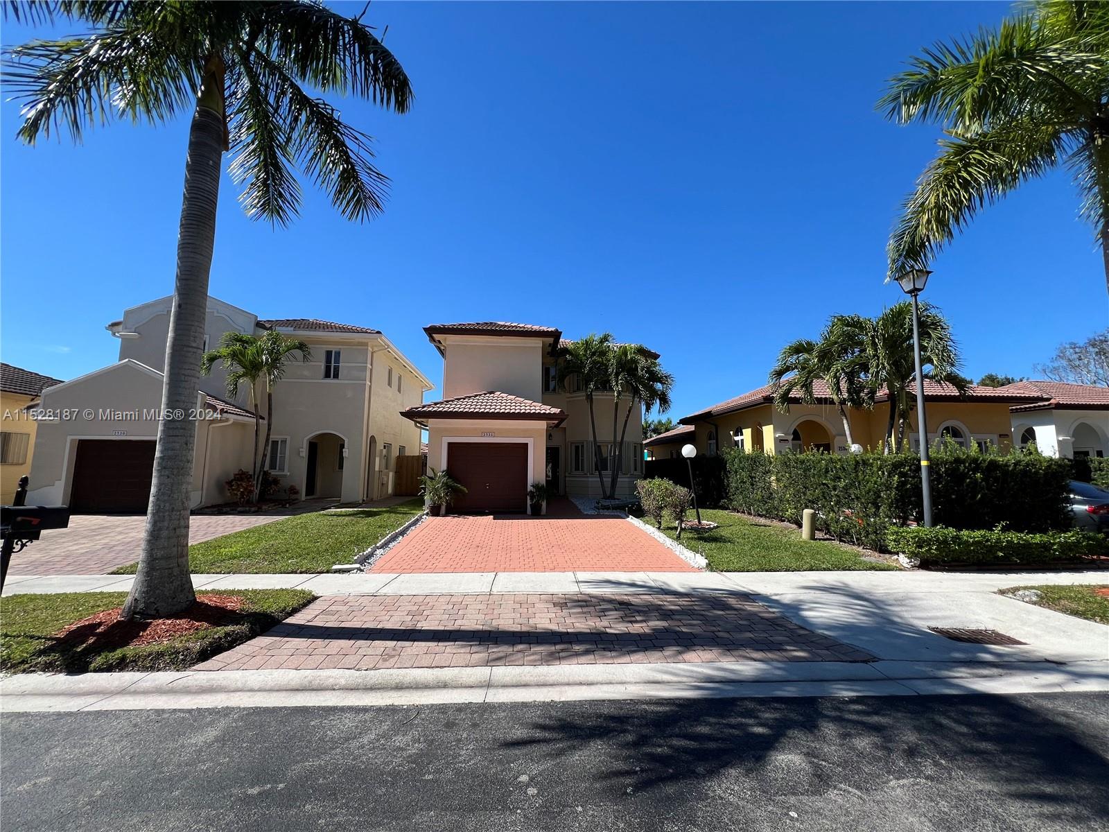 2532 NE 41st Ter 2532, Homestead, Florida 33033, 3 Bedrooms Bedrooms, ,2 BathroomsBathrooms,Residentiallease,For Rent,2532 NE 41st Ter 2532,A11528187