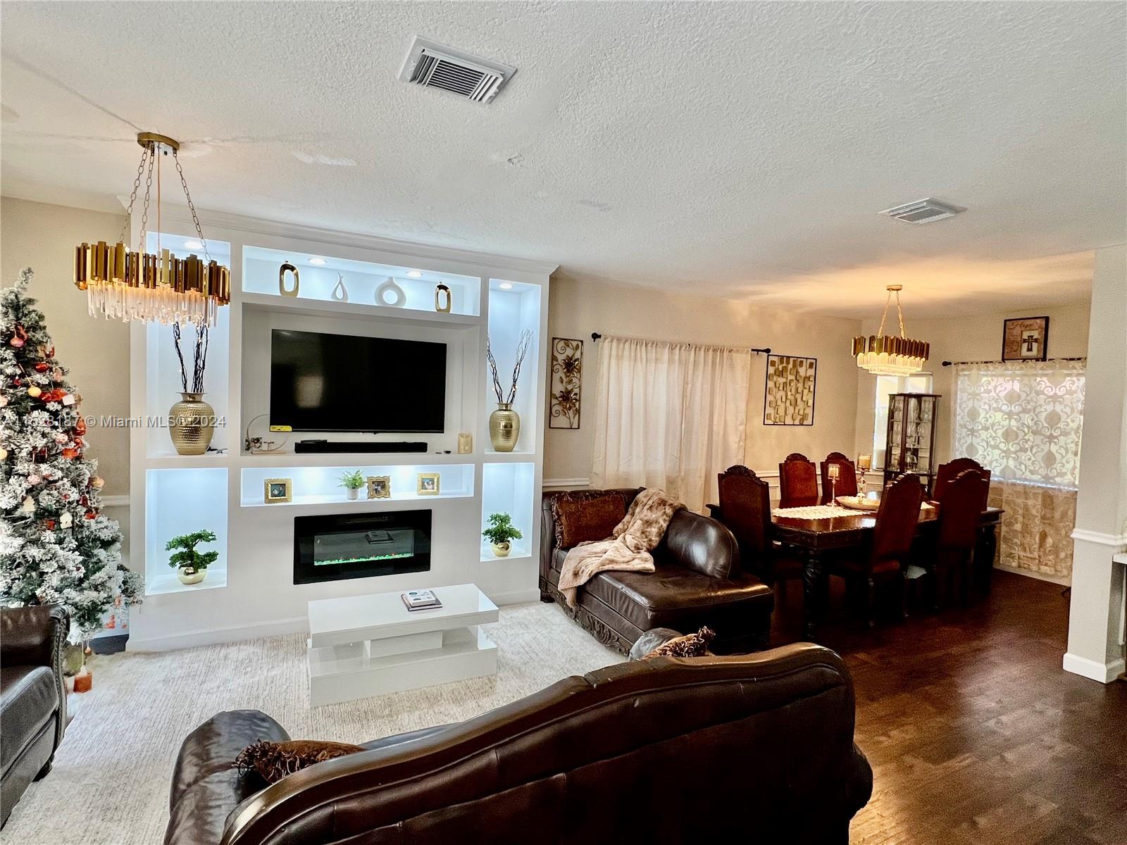 2532 NE 41st Ter 2532, Homestead, Florida 33033, 3 Bedrooms Bedrooms, ,2 BathroomsBathrooms,Residentiallease,For Rent,2532 NE 41st Ter 2532,A11528187