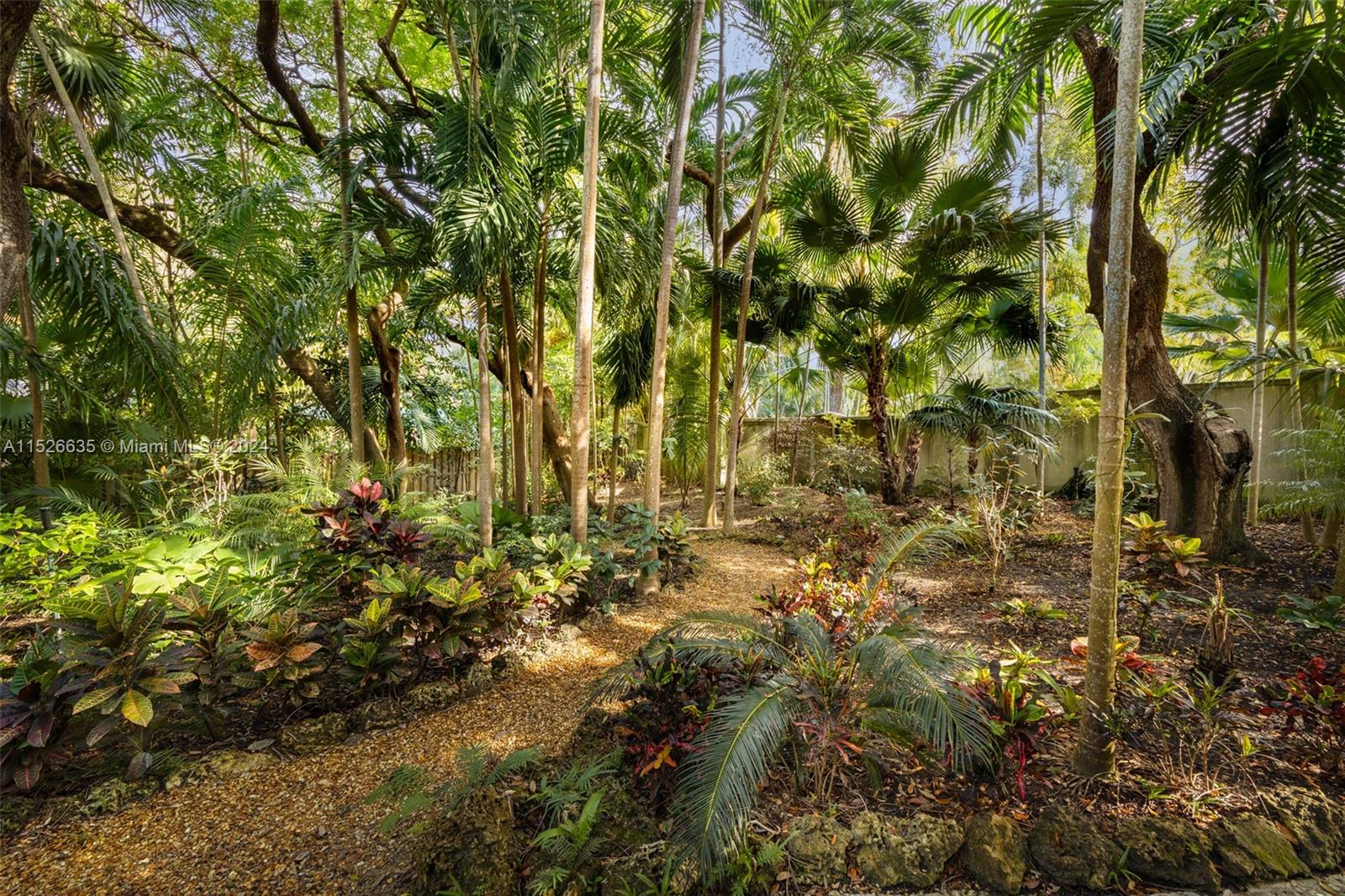 3020 Seminole St, Coconut Grove, FL, 33133 United States, 3 Bedrooms Bedrooms, ,2 BathroomsBathrooms,Residential,For Sale,Seminole St,A11526635