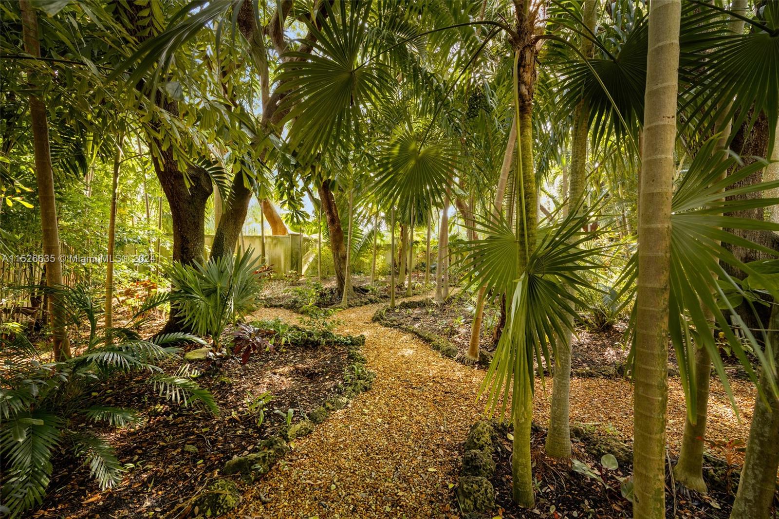 3020 Seminole St, Coconut Grove, FL, 33133 United States, 3 Bedrooms Bedrooms, ,2 BathroomsBathrooms,Residential,For Sale,Seminole St,A11526635