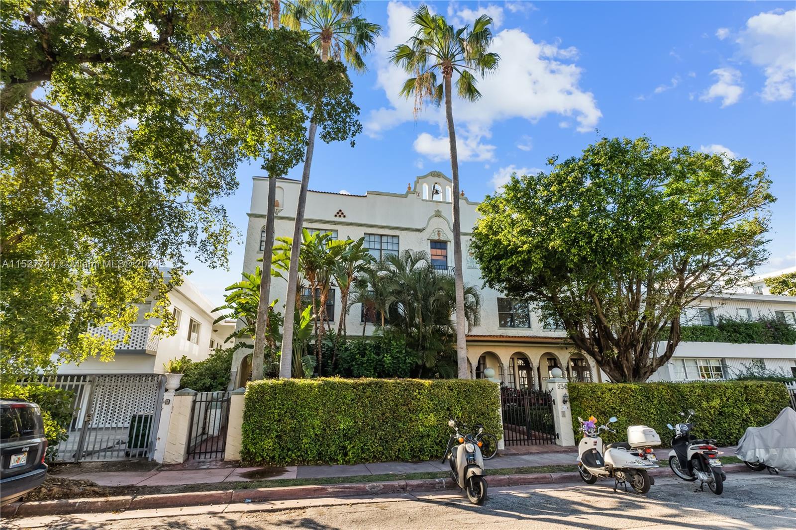 934 Michigan Ave 209, Miami Beach, Florida 33139, 1 Bedroom Bedrooms, ,1 BathroomBathrooms,Residential,For Sale,934 Michigan Ave 209,A11527744