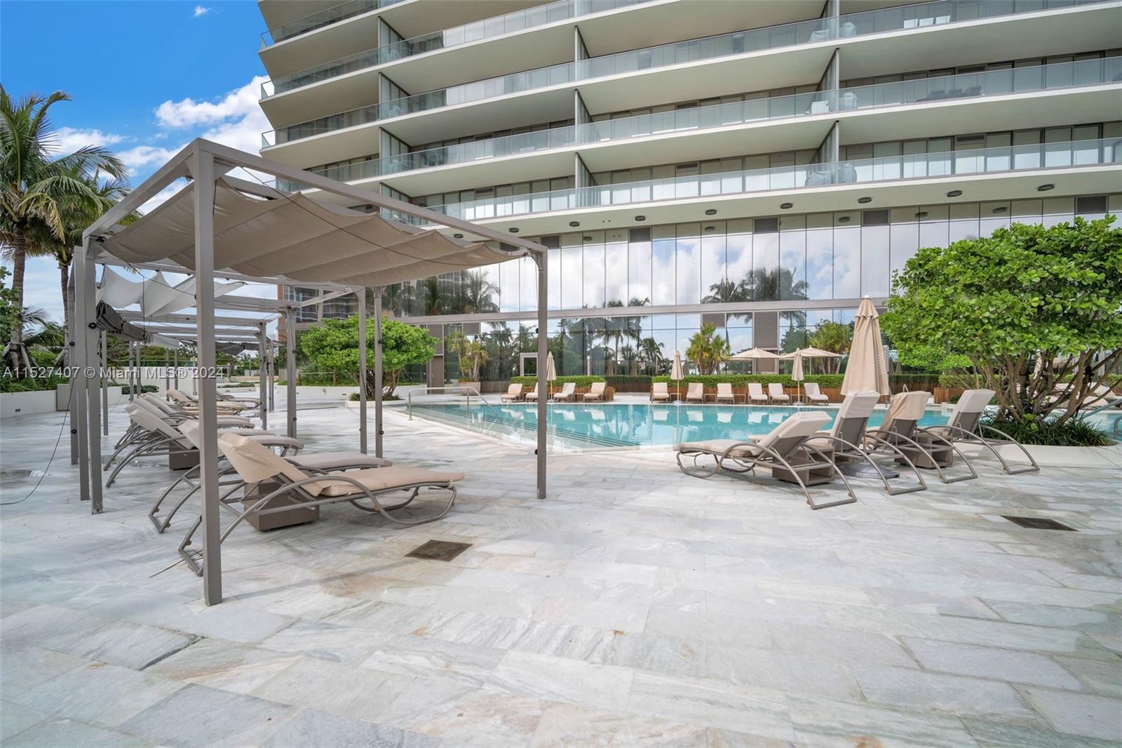 18975 Collins Ave, Sunny Isles Beach, FL, 33160 United States, 2 Bedrooms Bedrooms, ,2 BathroomsBathrooms,Residential,For Sale,Collins Ave,A11527407