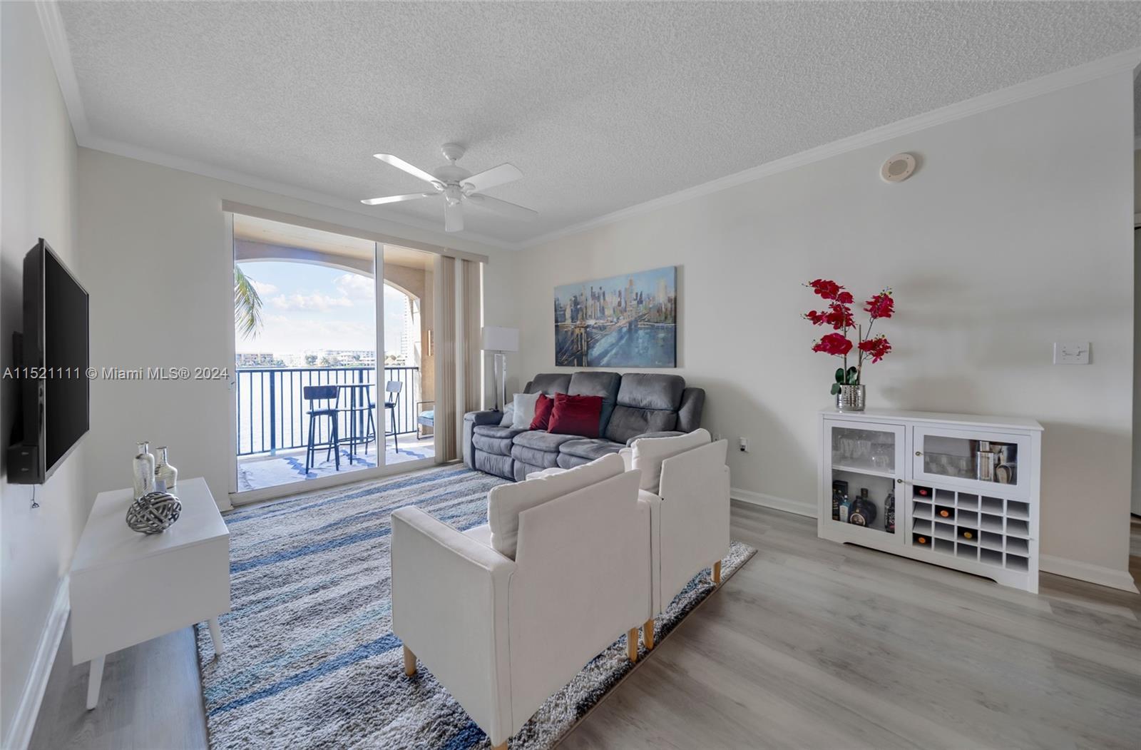 17100 Bay Rd, Sunny Isles Beach, FL, 33160 United States, 2 Bedrooms Bedrooms, ,2 BathroomsBathrooms,Residential,For Sale,Bay Rd,A11521111