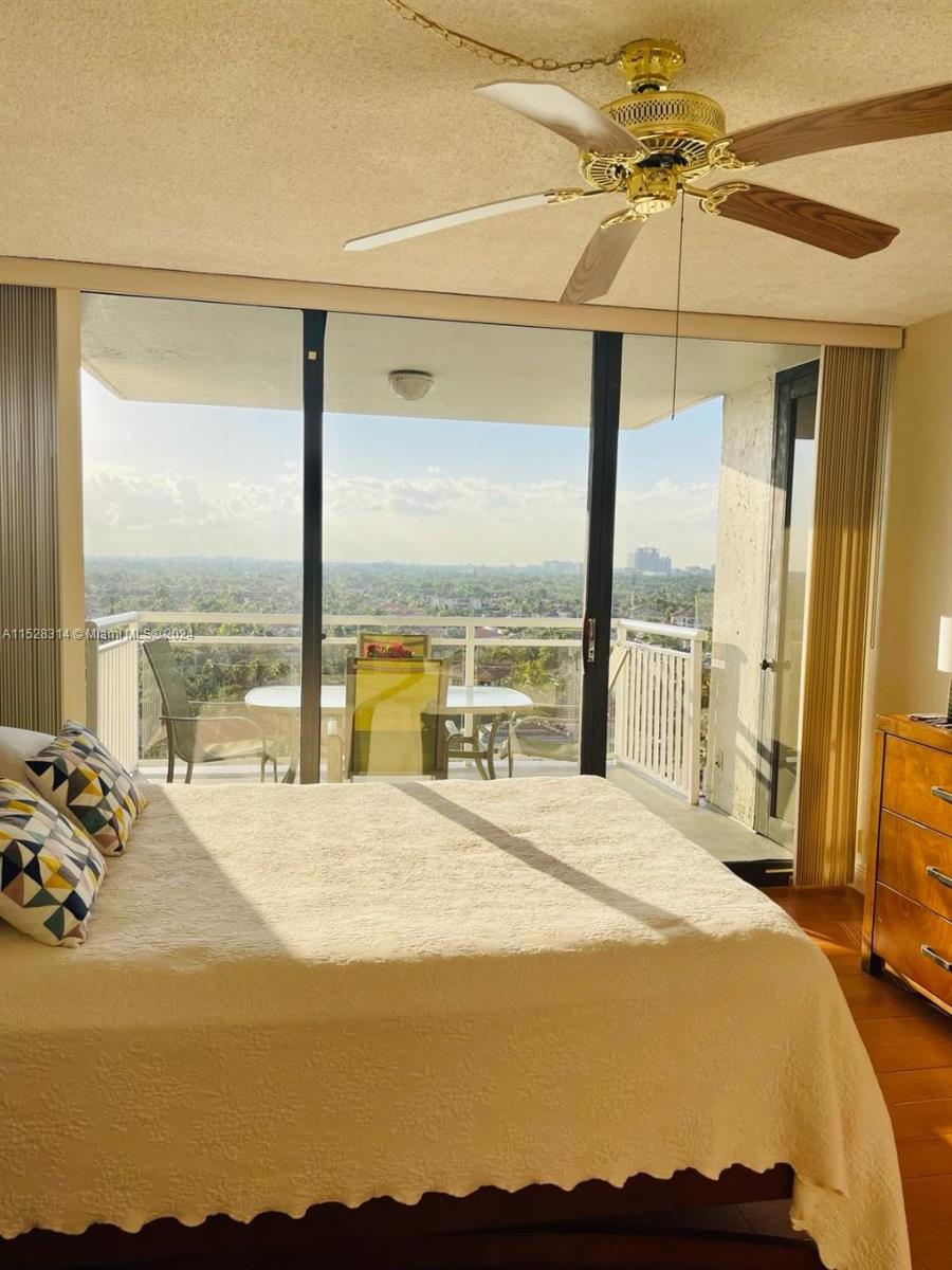 1600 S Ocean Dr 12B, Hollywood, Florida 33019, 2 Bedrooms Bedrooms, ,2 BathroomsBathrooms,Residentiallease,For Rent,1600 S Ocean Dr 12B,A11528314