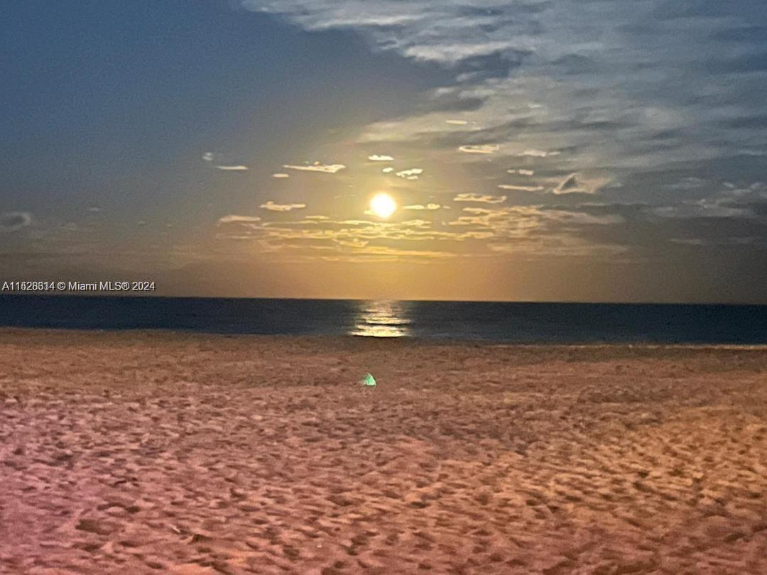 1600 S Ocean Dr 12B, Hollywood, Florida 33019, 2 Bedrooms Bedrooms, ,2 BathroomsBathrooms,Residentiallease,For Rent,1600 S Ocean Dr 12B,A11528314