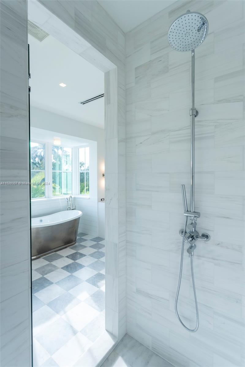 Key Biscayne, FL, 33149 United States, 6 Bedrooms Bedrooms, ,6 BathroomsBathrooms,Residential,For Sale,A11528337