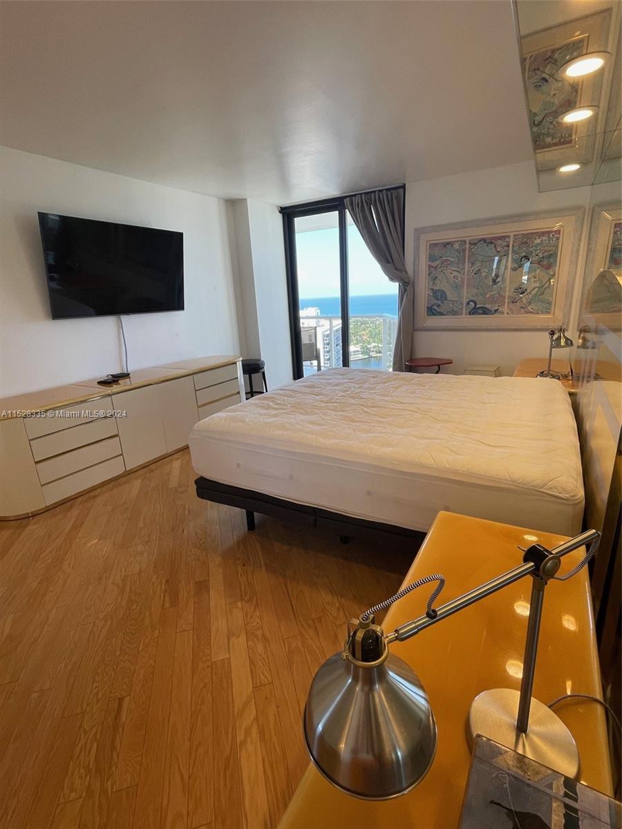 20281 E Country Club Dr 2406, Aventura, Florida 33180, 2 Bedrooms Bedrooms, ,2 BathroomsBathrooms,Residentiallease,For Rent,20281 E Country Club Dr 2406,A11528335