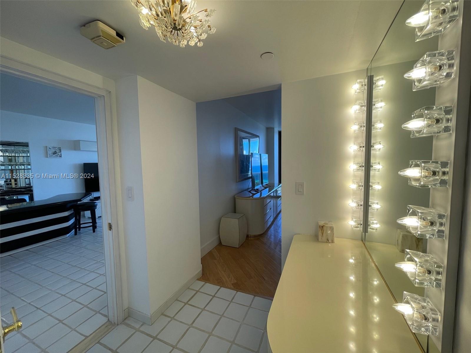 20281 E Country Club Dr 2406, Aventura, Florida 33180, 2 Bedrooms Bedrooms, ,2 BathroomsBathrooms,Residentiallease,For Rent,20281 E Country Club Dr 2406,A11528335