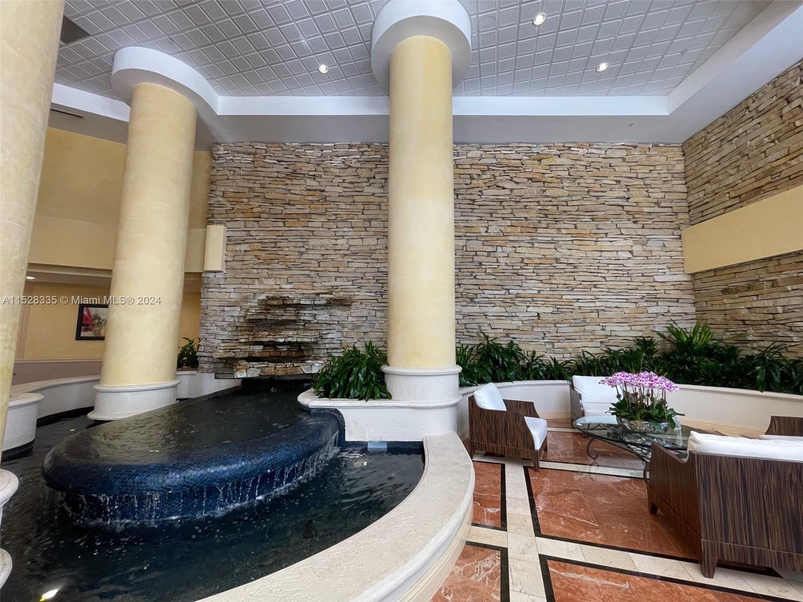 20281 E Country Club Dr 2406, Aventura, Florida 33180, 2 Bedrooms Bedrooms, ,2 BathroomsBathrooms,Residentiallease,For Rent,20281 E Country Club Dr 2406,A11528335