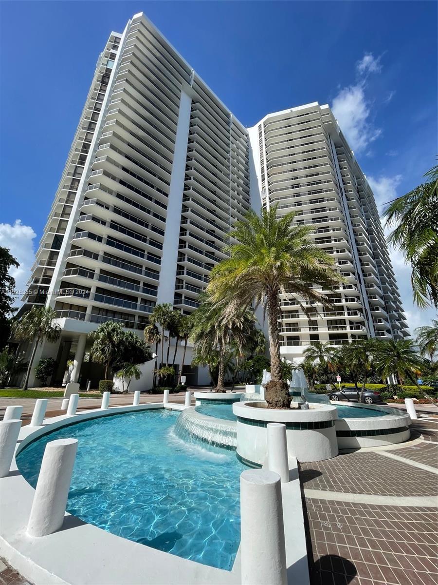 20281 E Country Club Dr 2406, Aventura, Florida 33180, 2 Bedrooms Bedrooms, ,2 BathroomsBathrooms,Residentiallease,For Rent,20281 E Country Club Dr 2406,A11528335