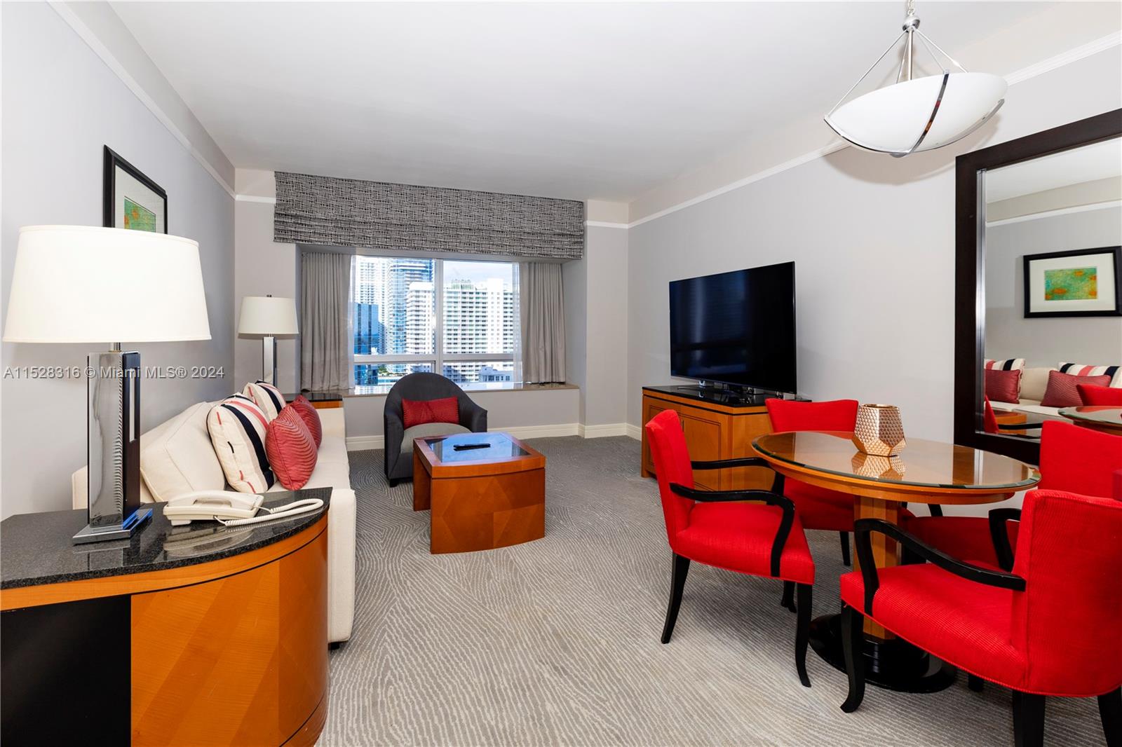1435 Brickell Ave 3010, Miami, Florida 33131, 1 Bedroom Bedrooms, ,1 BathroomBathrooms,Residentiallease,For Rent,1435 Brickell Ave 3010,A11528316