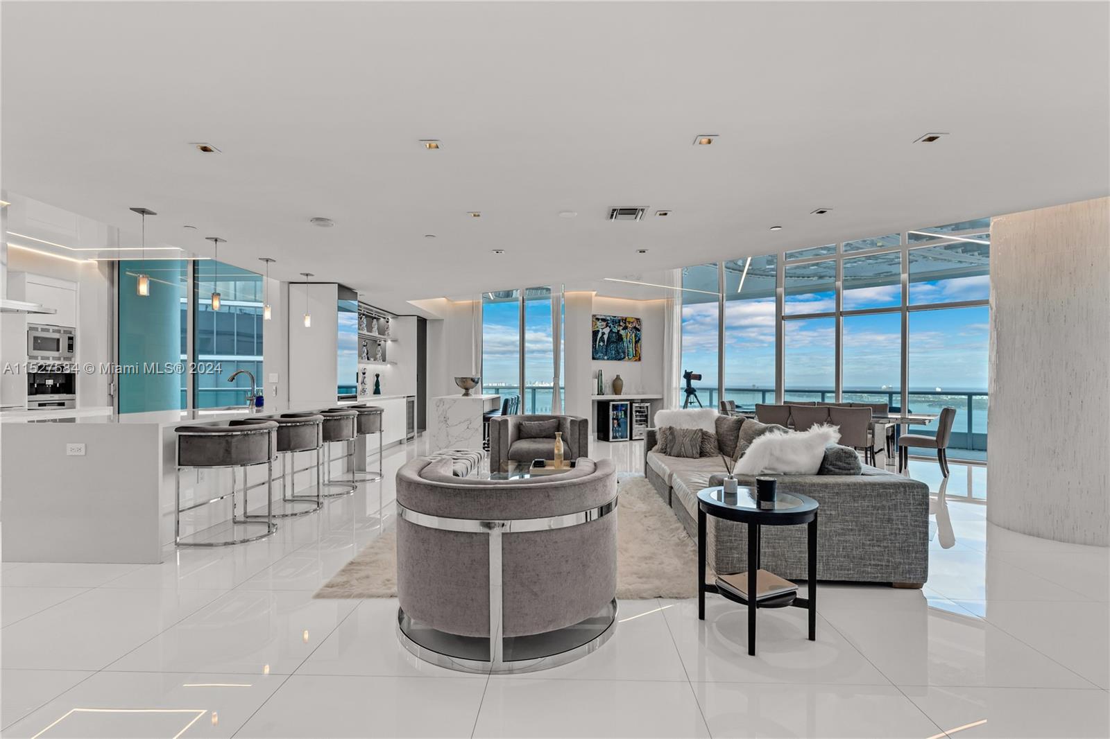 900 Biscayne Blvd 6307, Miami, Florida 33132, 3 Bedrooms Bedrooms, ,4 BathroomsBathrooms,Residentiallease,For Rent,900 Biscayne Blvd 6307,A11527584