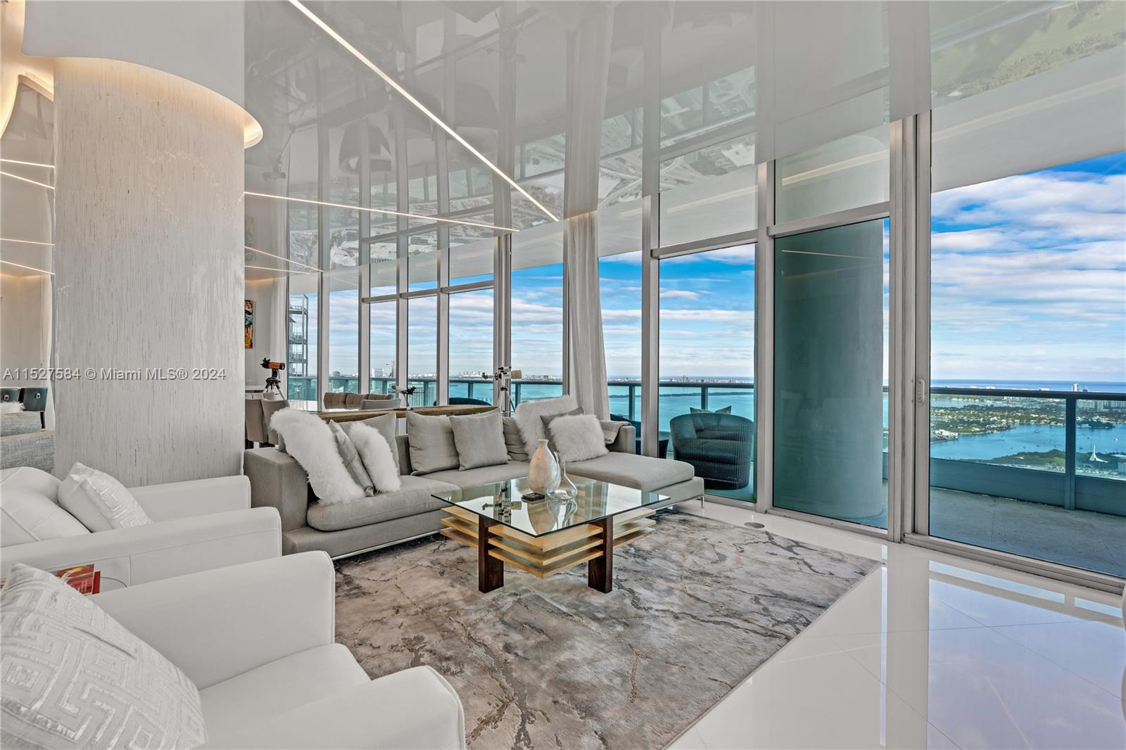 900 Biscayne Blvd 6307, Miami, Florida 33132, 3 Bedrooms Bedrooms, ,4 BathroomsBathrooms,Residentiallease,For Rent,900 Biscayne Blvd 6307,A11527584