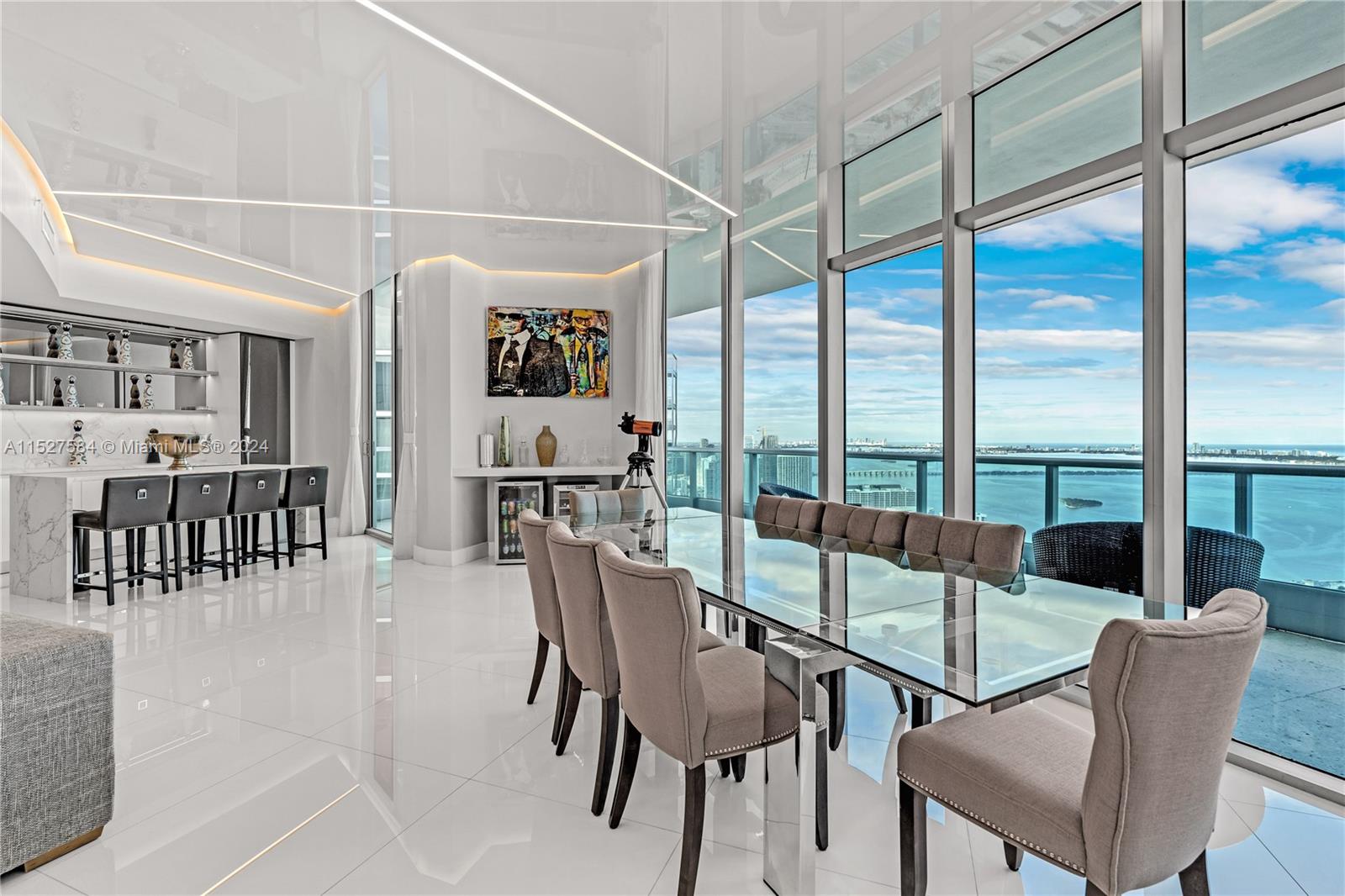 900 Biscayne Blvd 6307, Miami, Florida 33132, 3 Bedrooms Bedrooms, ,4 BathroomsBathrooms,Residentiallease,For Rent,900 Biscayne Blvd 6307,A11527584