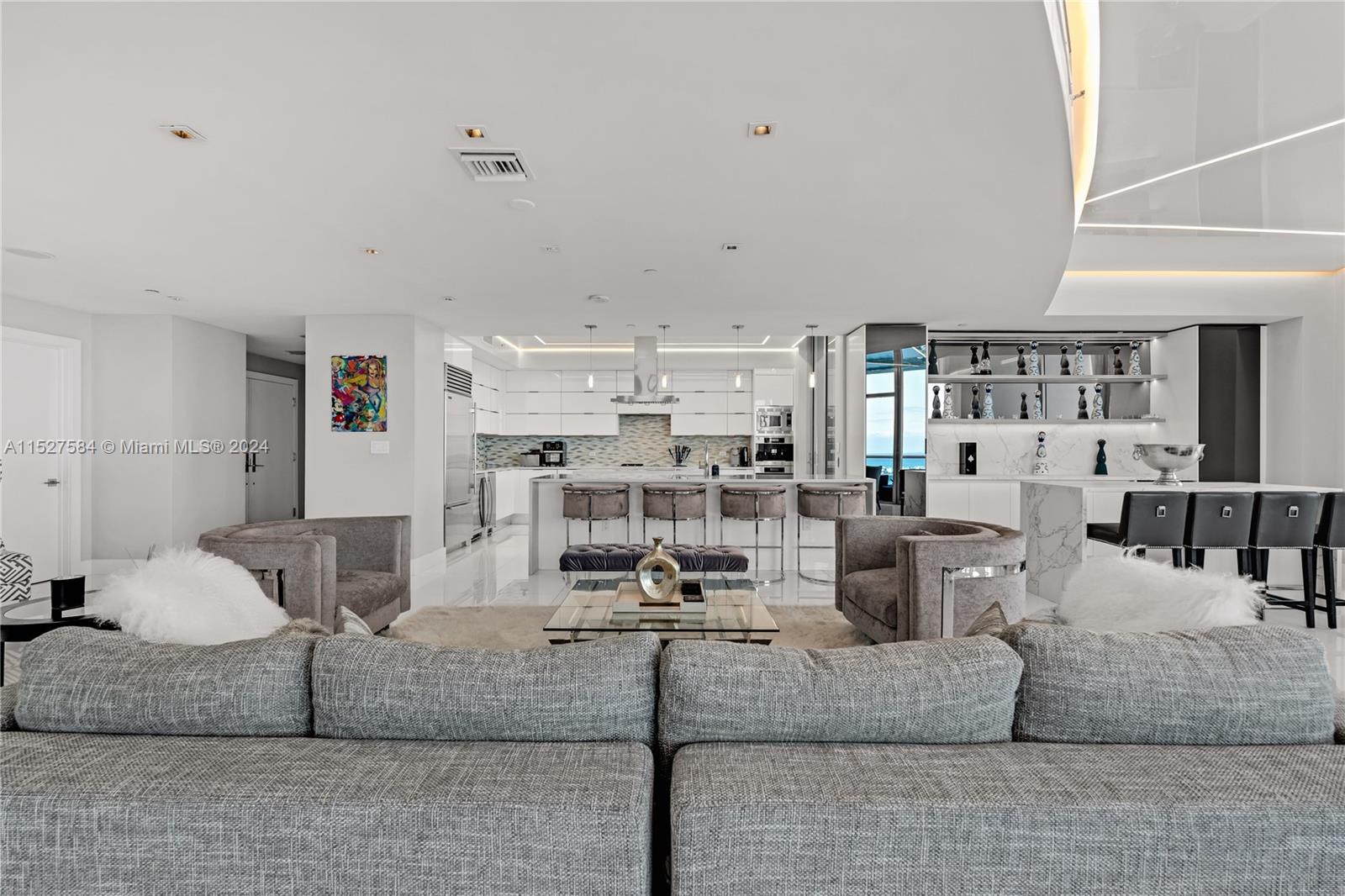 900 Biscayne Blvd 6307, Miami, Florida 33132, 3 Bedrooms Bedrooms, ,4 BathroomsBathrooms,Residentiallease,For Rent,900 Biscayne Blvd 6307,A11527584